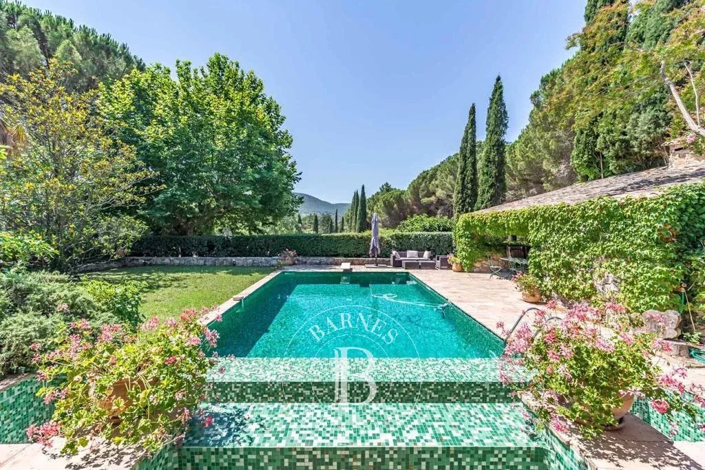 Bagnols-en-Forêt  - Mas 16 Pi&egrave;ces 10 Chambres - picture 17