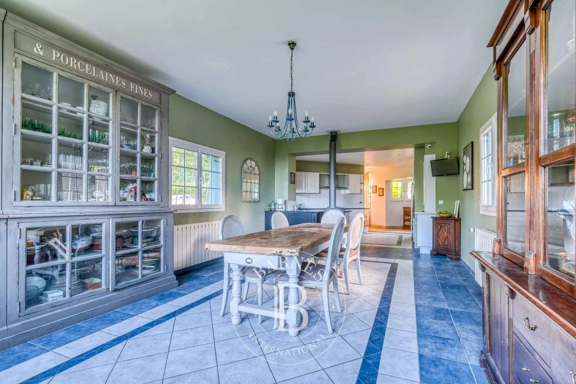 Chantilly  - House 6 Bedrooms - picture 7