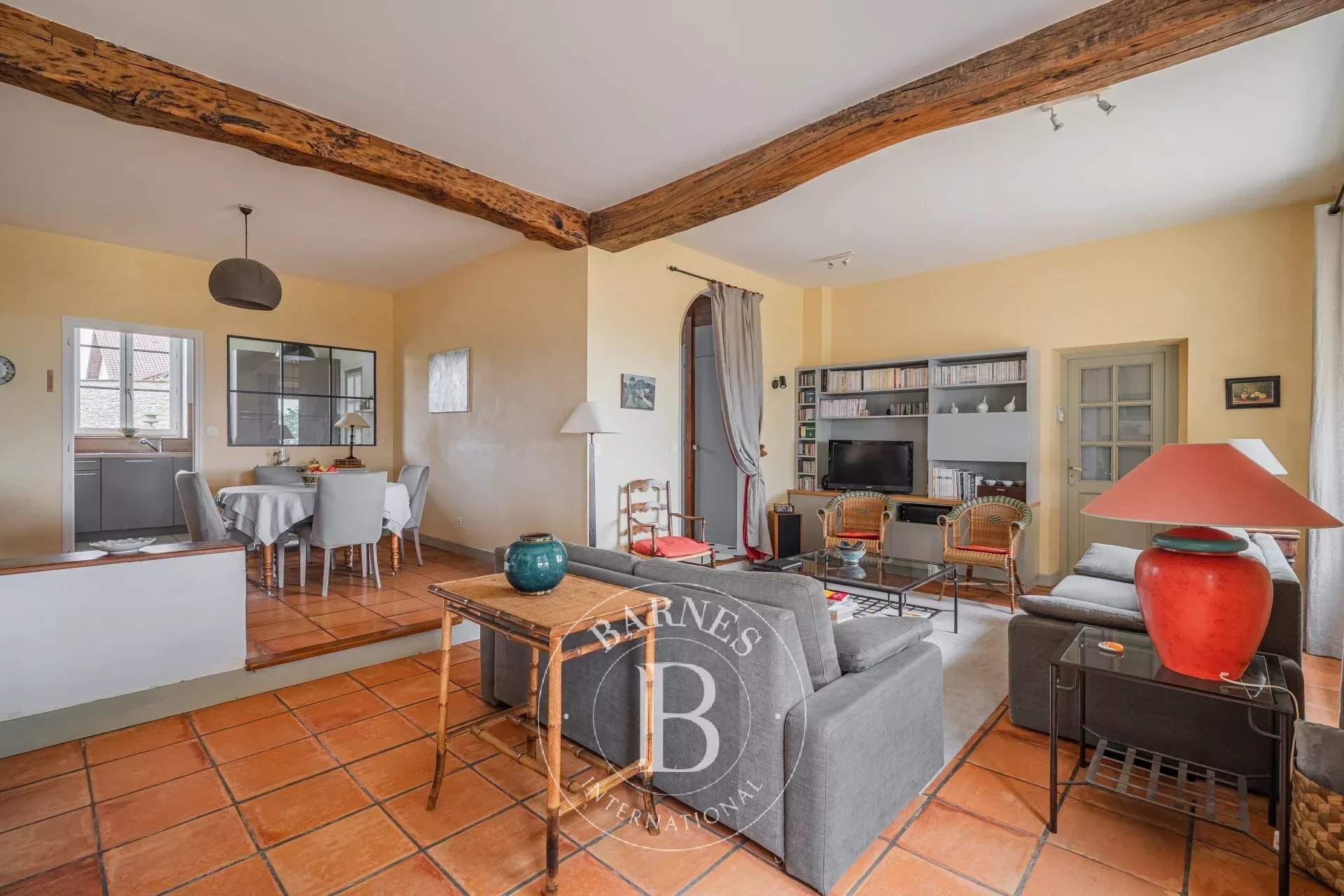 Maubec  - Finca 18 Cuartos 10 Habitaciones - picture 6