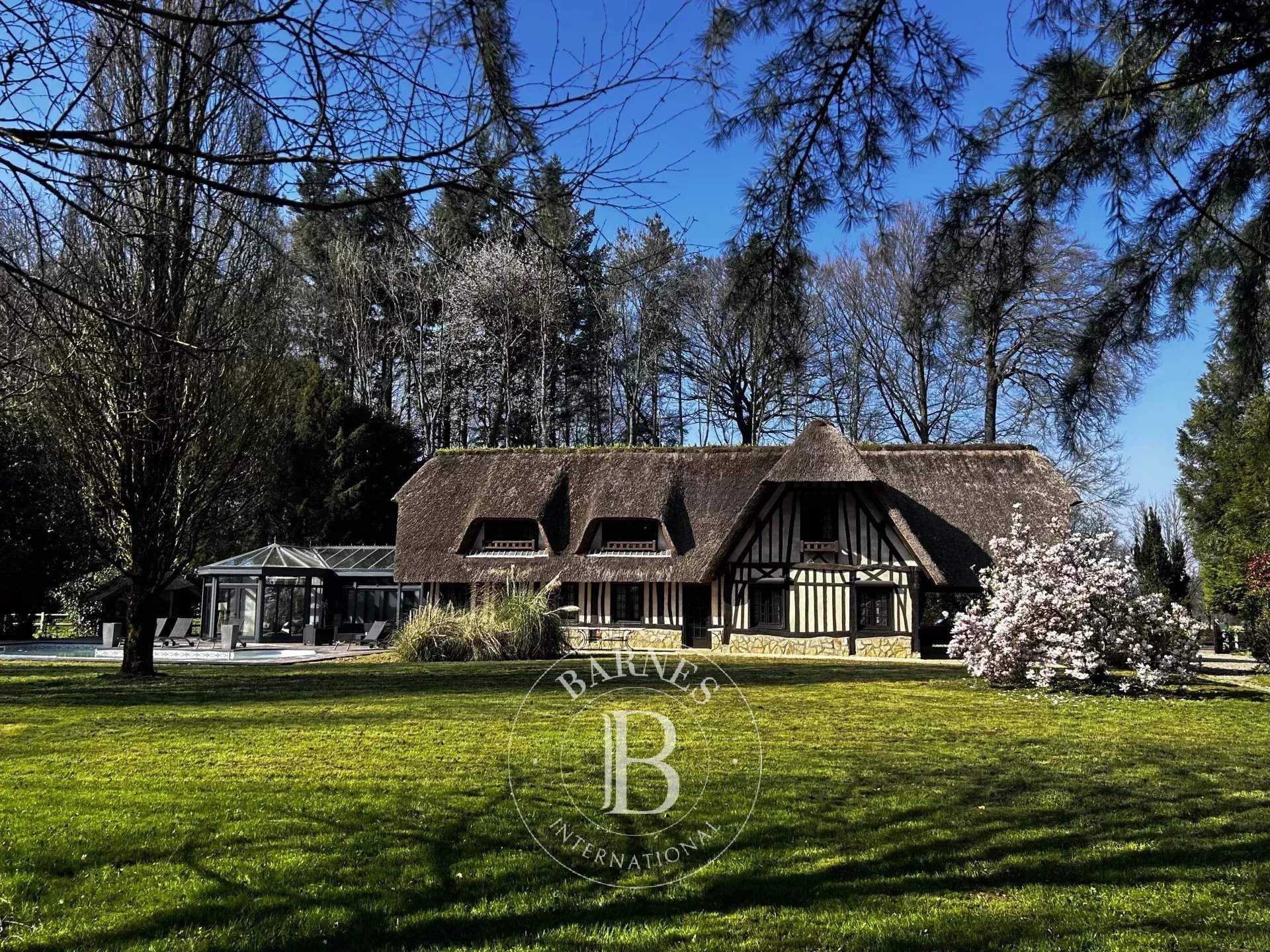 Yerville  - Chaumière 7 Pi&egrave;ces 4 Chambres - picture 2