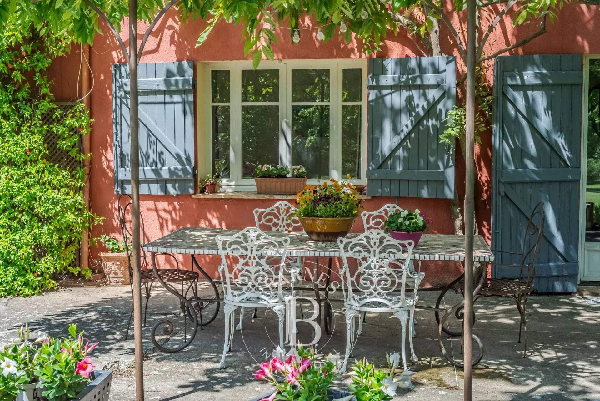 Salernes  - Maison d'hôtes 10 Pi&egrave;ces 6 Chambres - picture 5