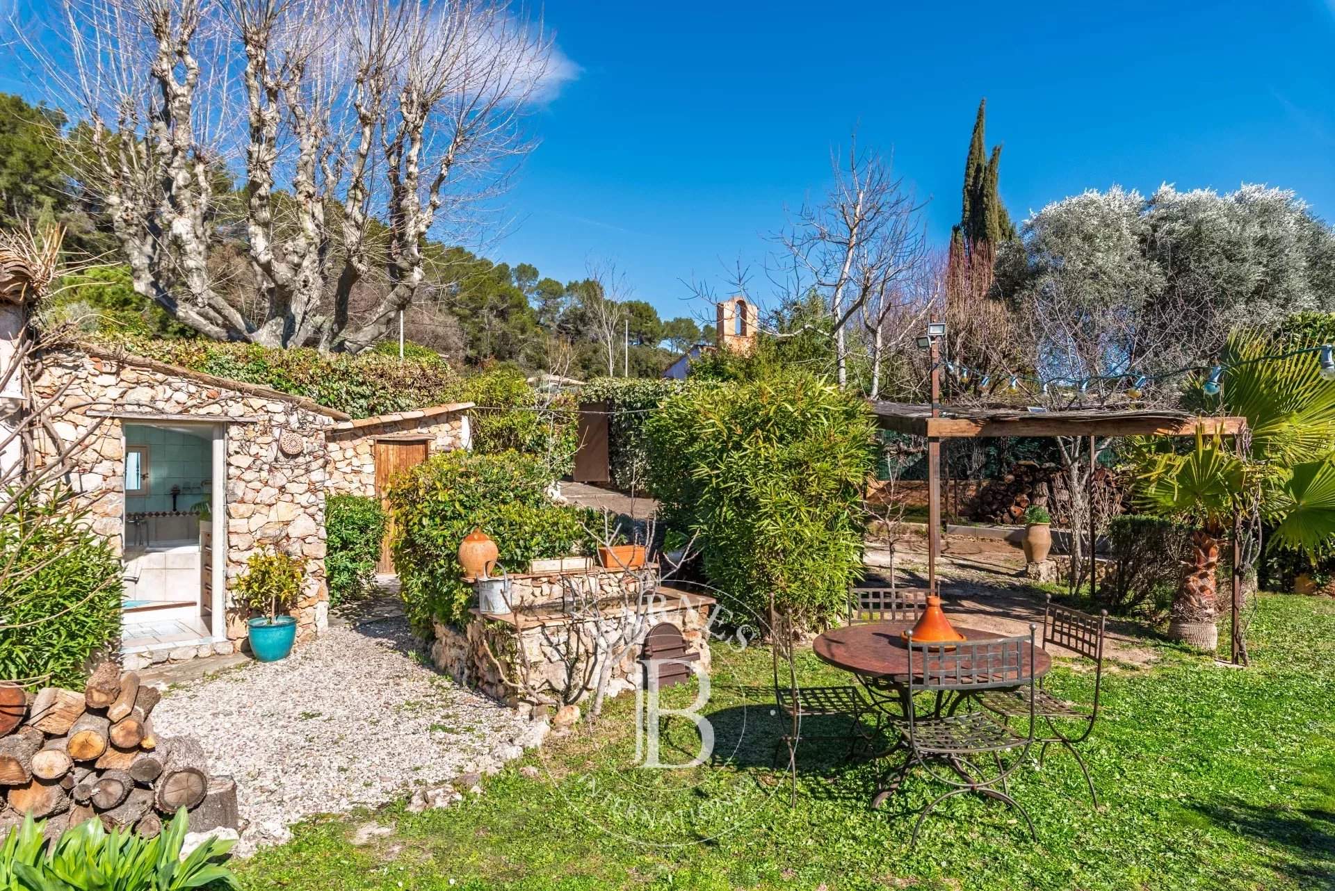 Bagnols-en-Forêt  - Maison 7 Pi&egrave;ces 2 Chambres - picture 13