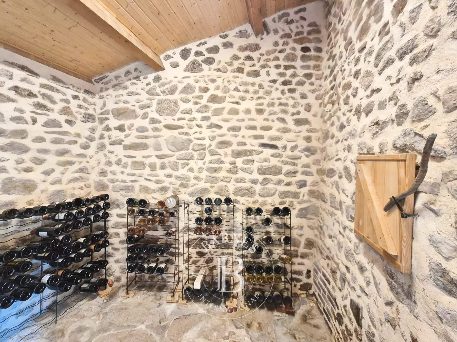 Riom  - Maison 8 Pi&egrave;ces 4 Chambres - picture 9