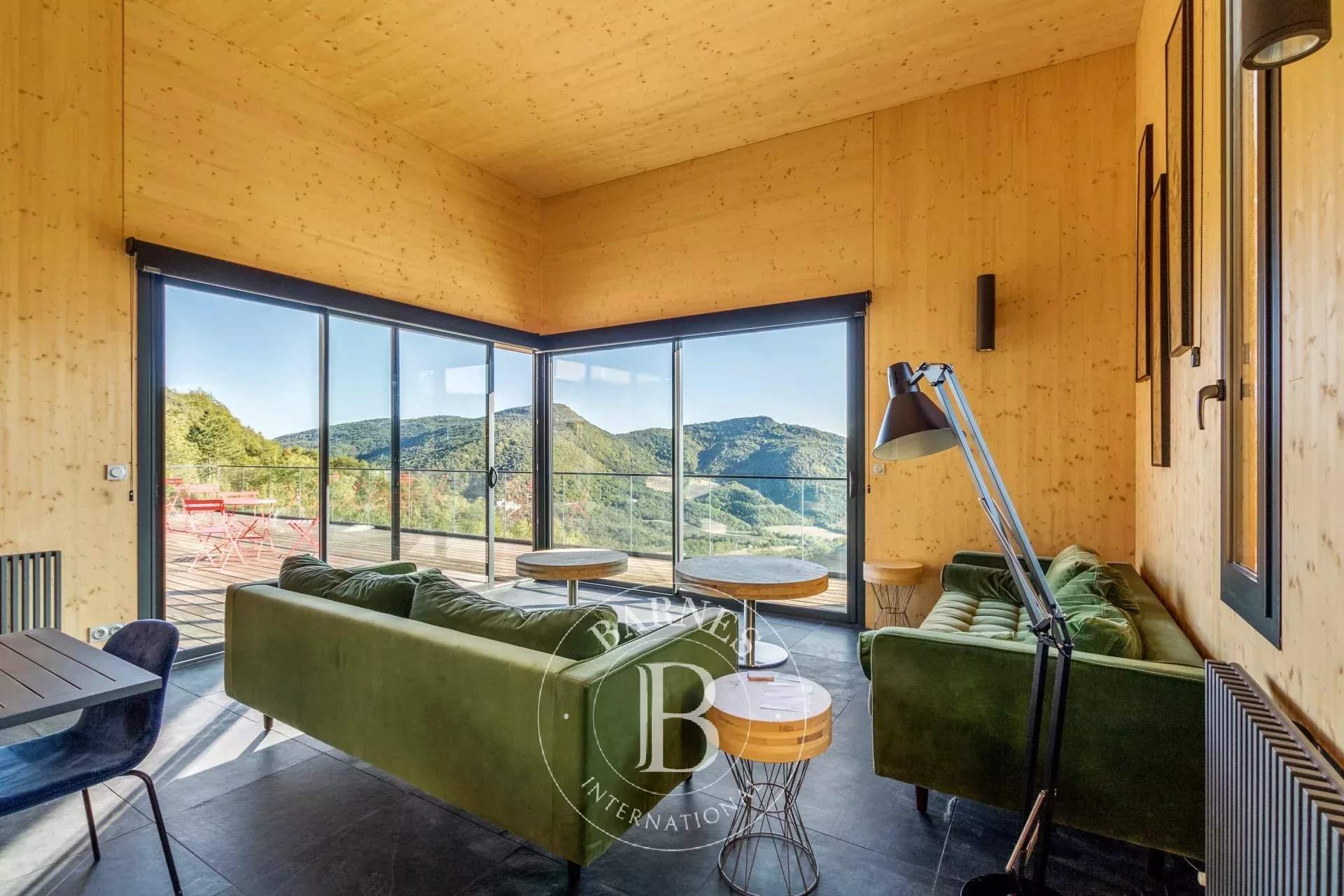 Grignan  - Propriété 24 Pièces 17 Chambres - picture 8