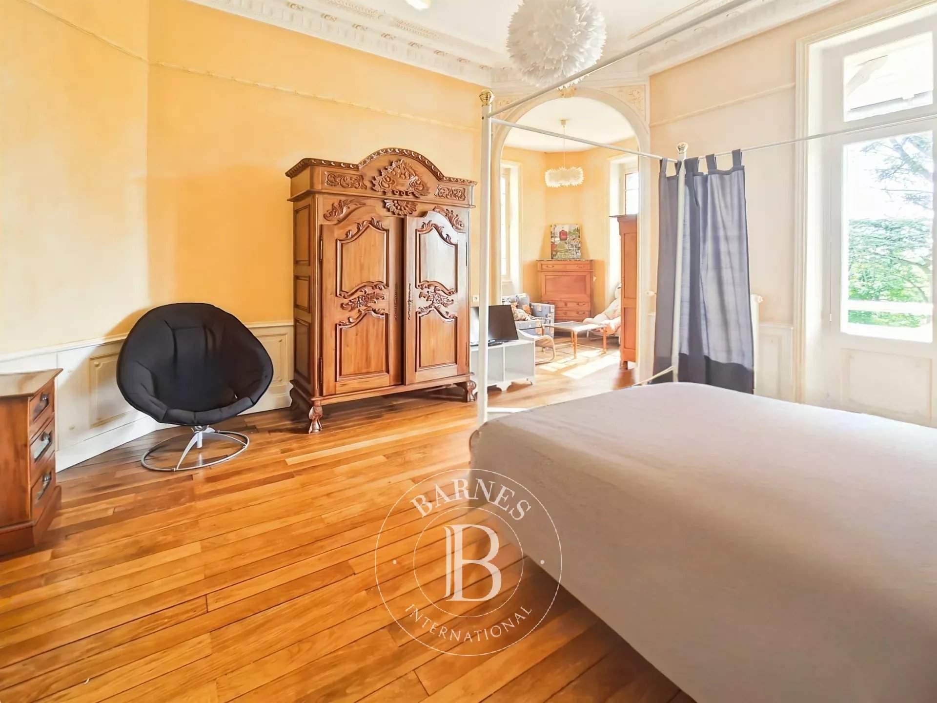 Châtel-Guyon  - Property 10 Bedrooms - picture 13