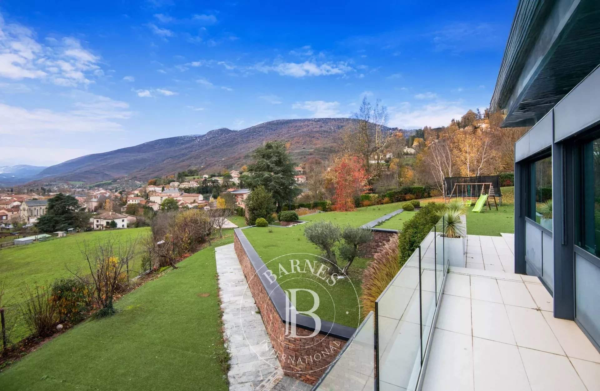 Saint-Affrique  - Villa 13 Pi&egrave;ces 6 Chambres - picture 4