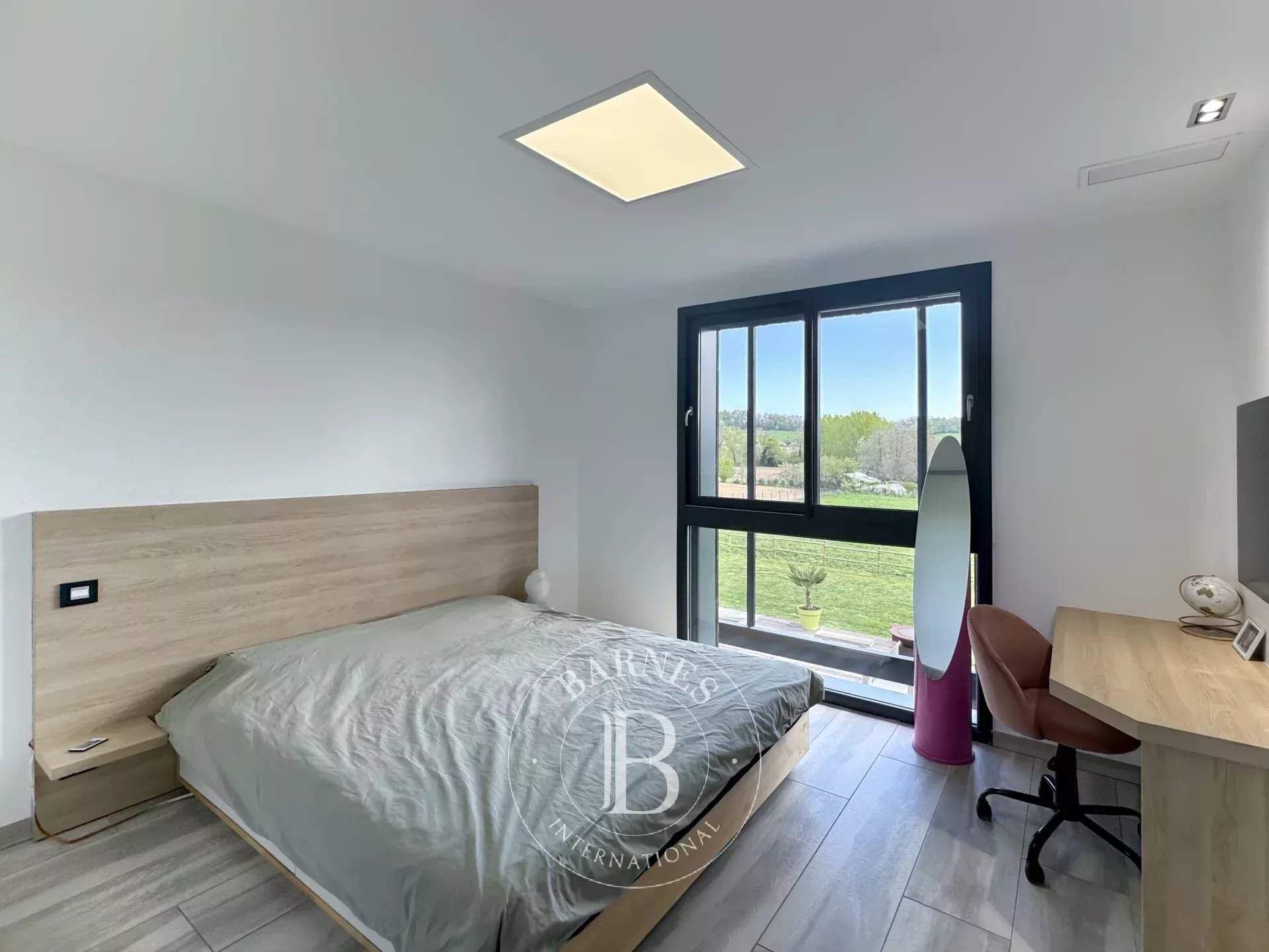 Les Abrets en Dauphiné  - Maison 13 Pièces 7 Chambres - picture 10