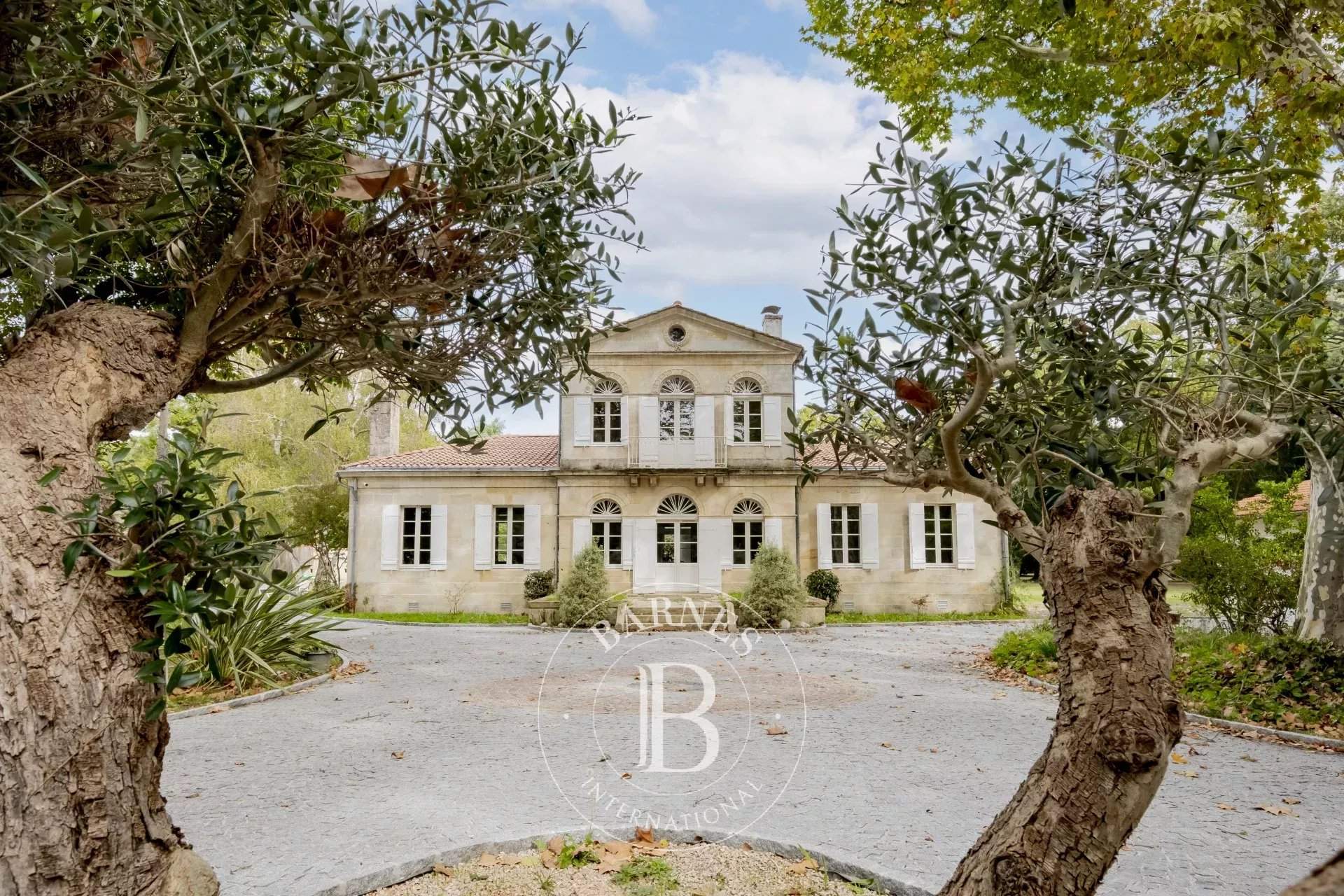 Saint-Vivien-de-Médoc  - Propriété 7 Pi&egrave;ces 4 Chambres - picture 3