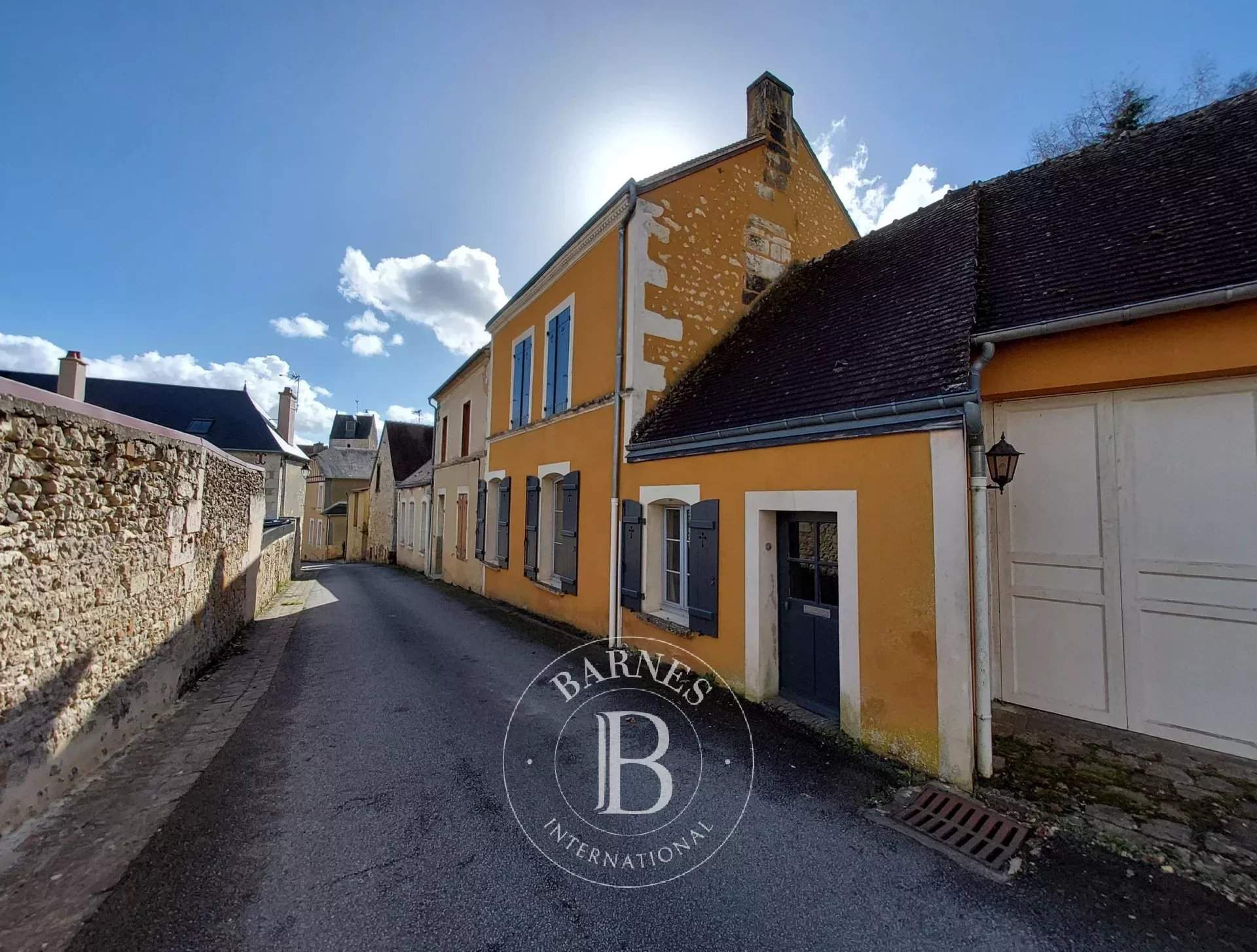 Mortagne-au-Perche  - Maison de village 5 Pi&egrave;ces 3 Chambres - picture 1