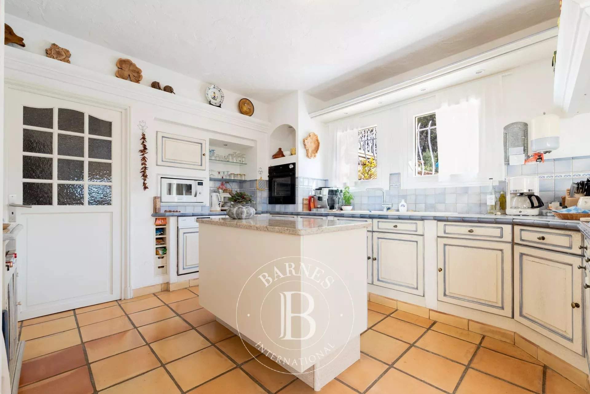 Lorgues  - Maison 8 Pi&egrave;ces 5 Chambres - picture 16