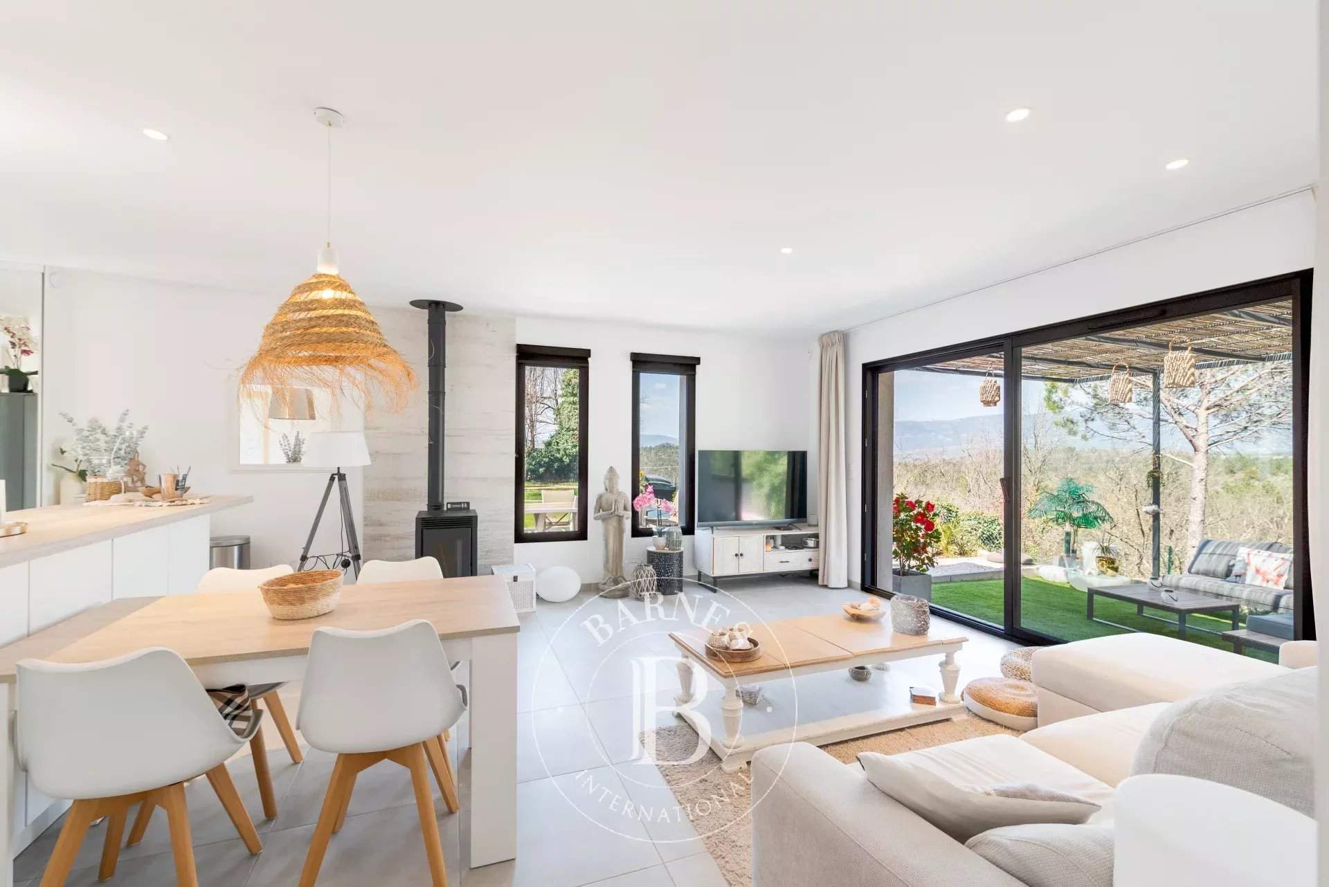 Bagnols-en-Forêt  - Maison d'hôtes 12 Pi&egrave;ces 7 Chambres - picture 18