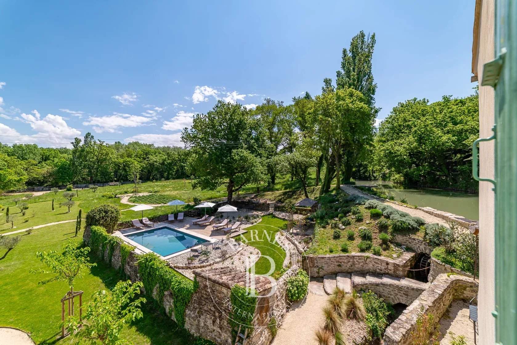 Grignan  - Property 8 Bedrooms - picture 8