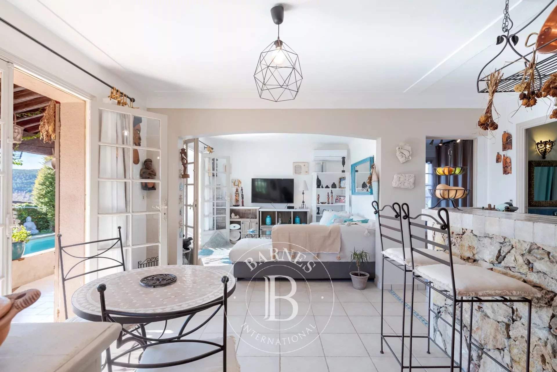 Bagnols-en-Forêt  - Maison 7 Pi&egrave;ces 2 Chambres - picture 17