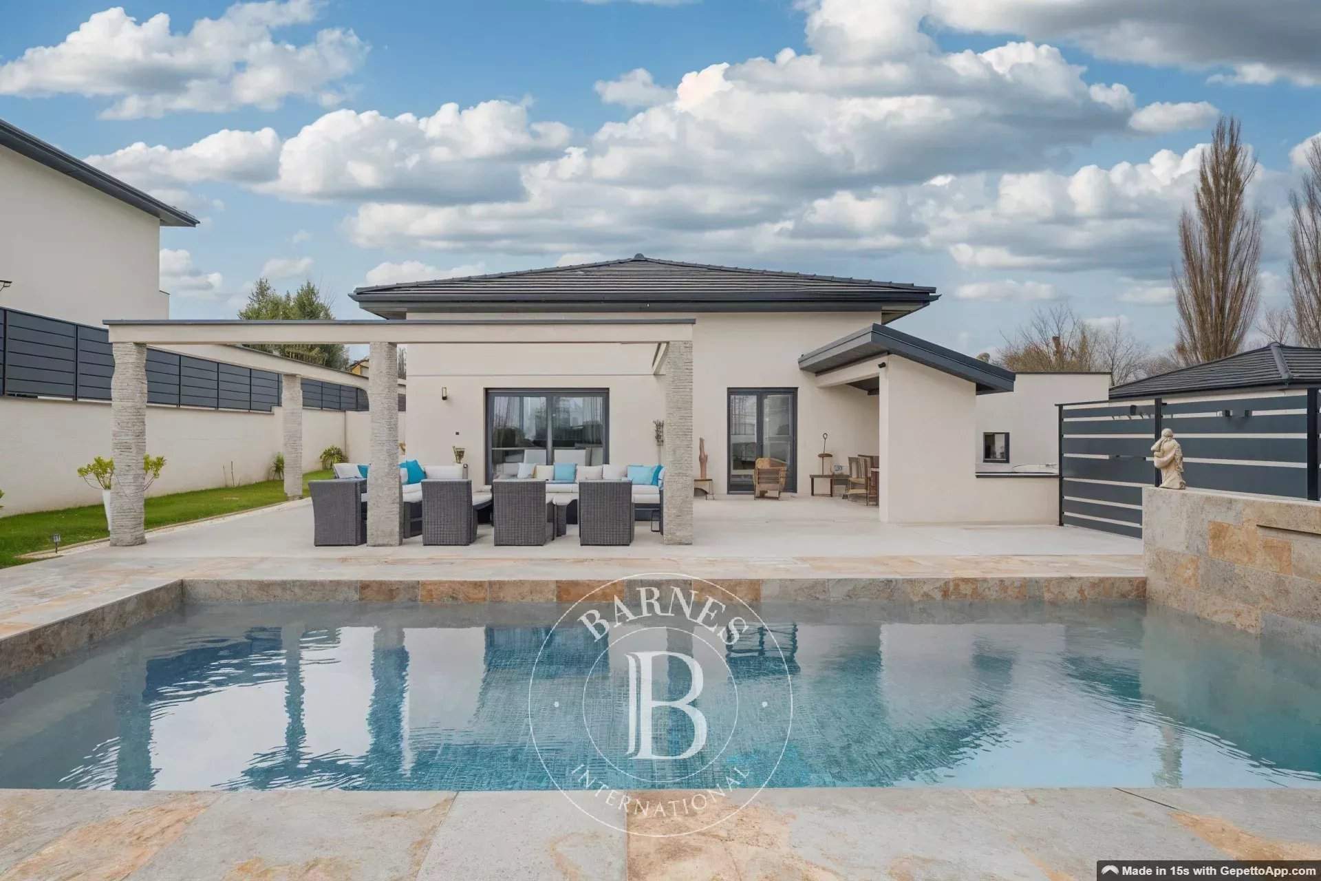 Bourgoin-Jallieu  - Maison 6 Pi&egrave;ces 3 Chambres - picture 1