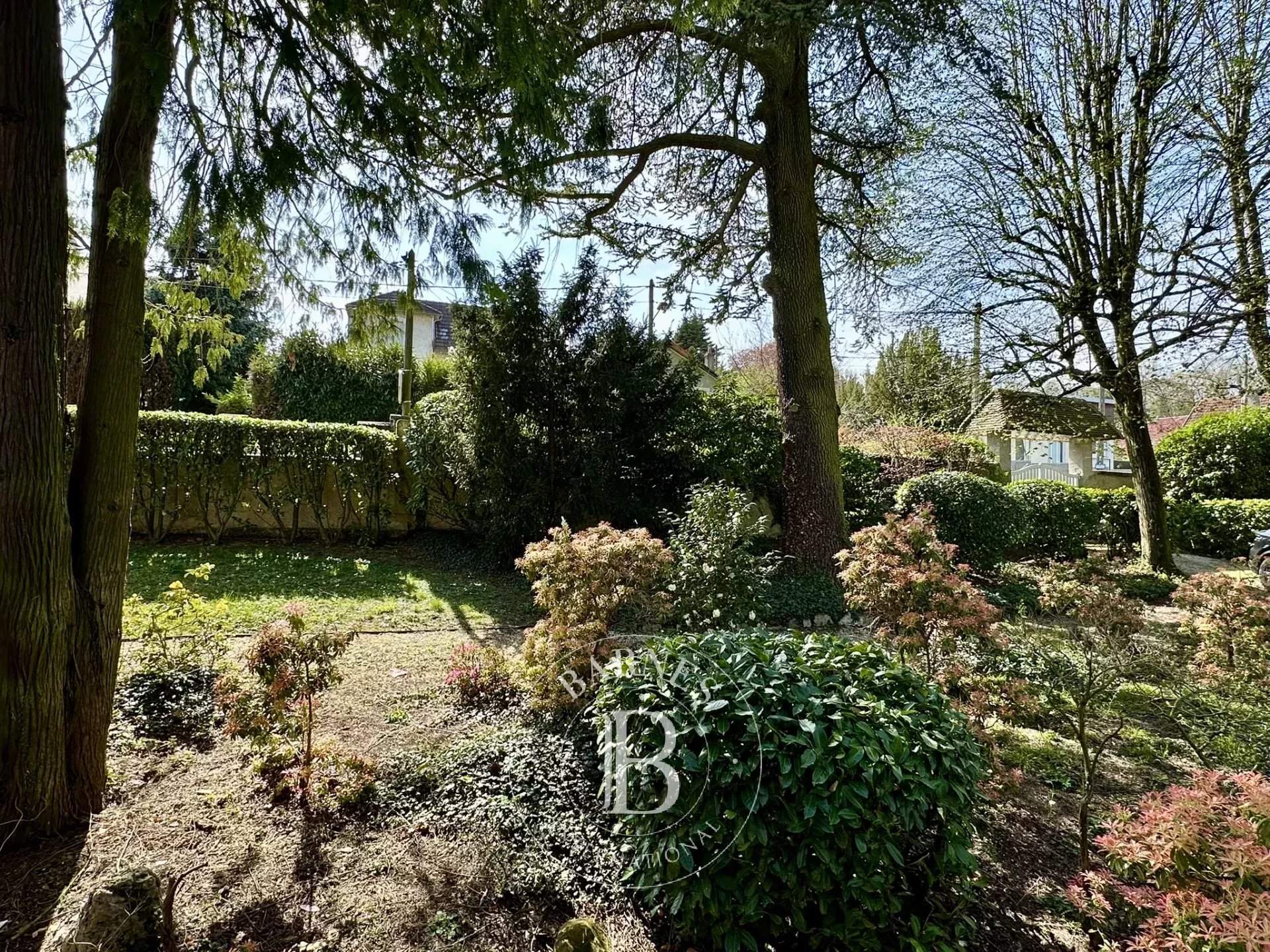 Brunoy  - Maison 7 Pi&egrave;ces 4 Chambres - picture 15