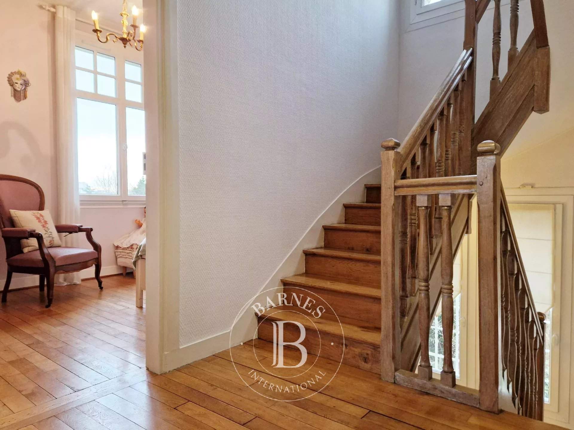 Enghien-les-Bains  - Maison 8 Pi&egrave;ces 5 Chambres - picture 11