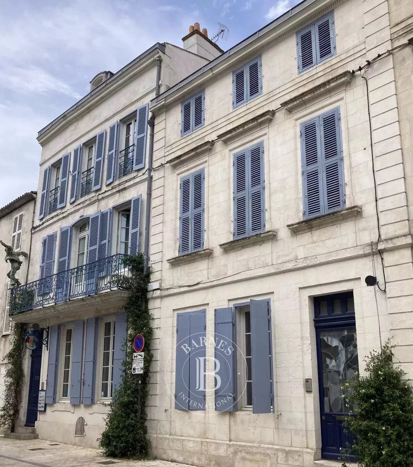 La Rochelle  - House 11 Bedrooms - picture 1