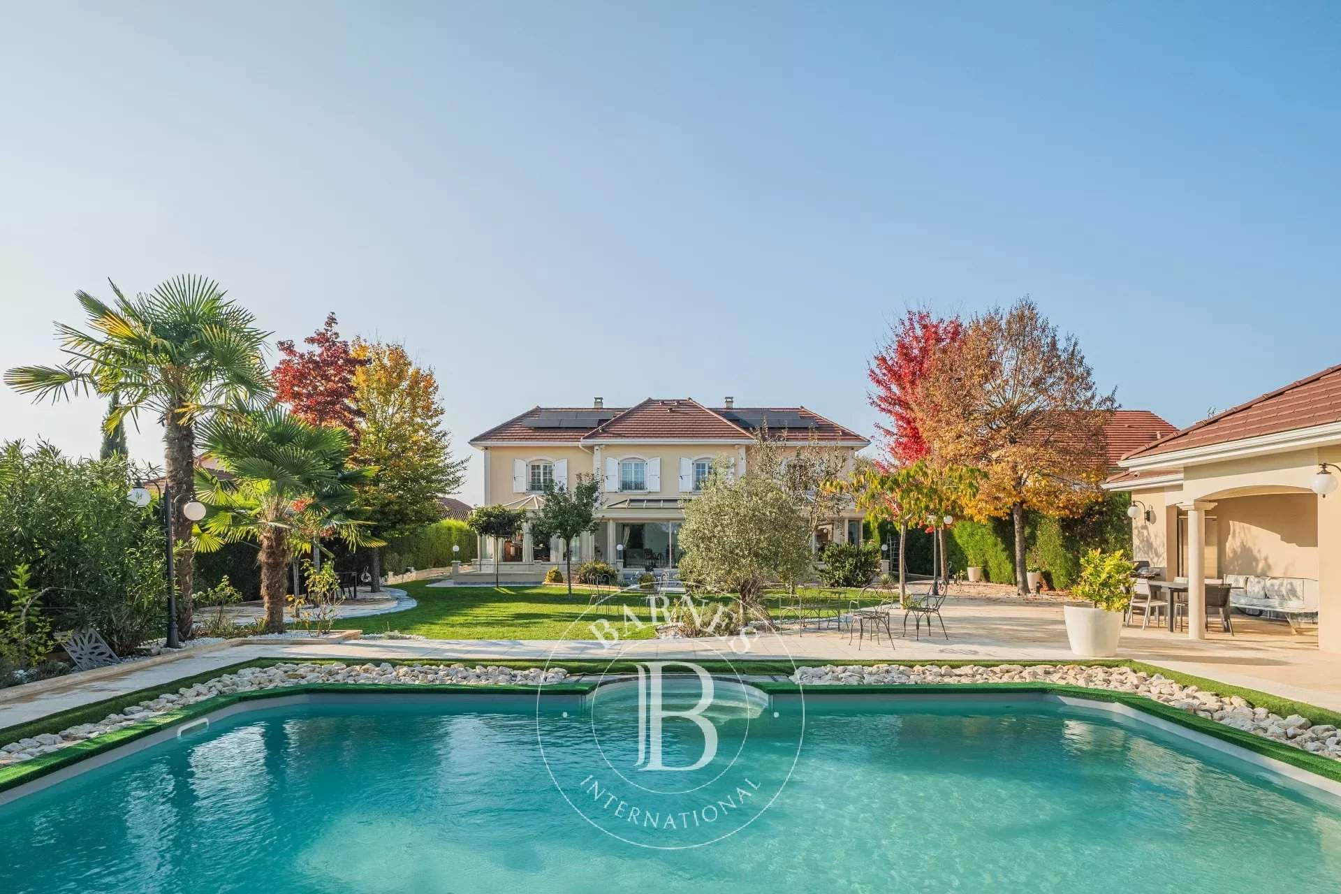 Morestel  - Casa 7 Cuartos 5 Habitaciones - picture 1