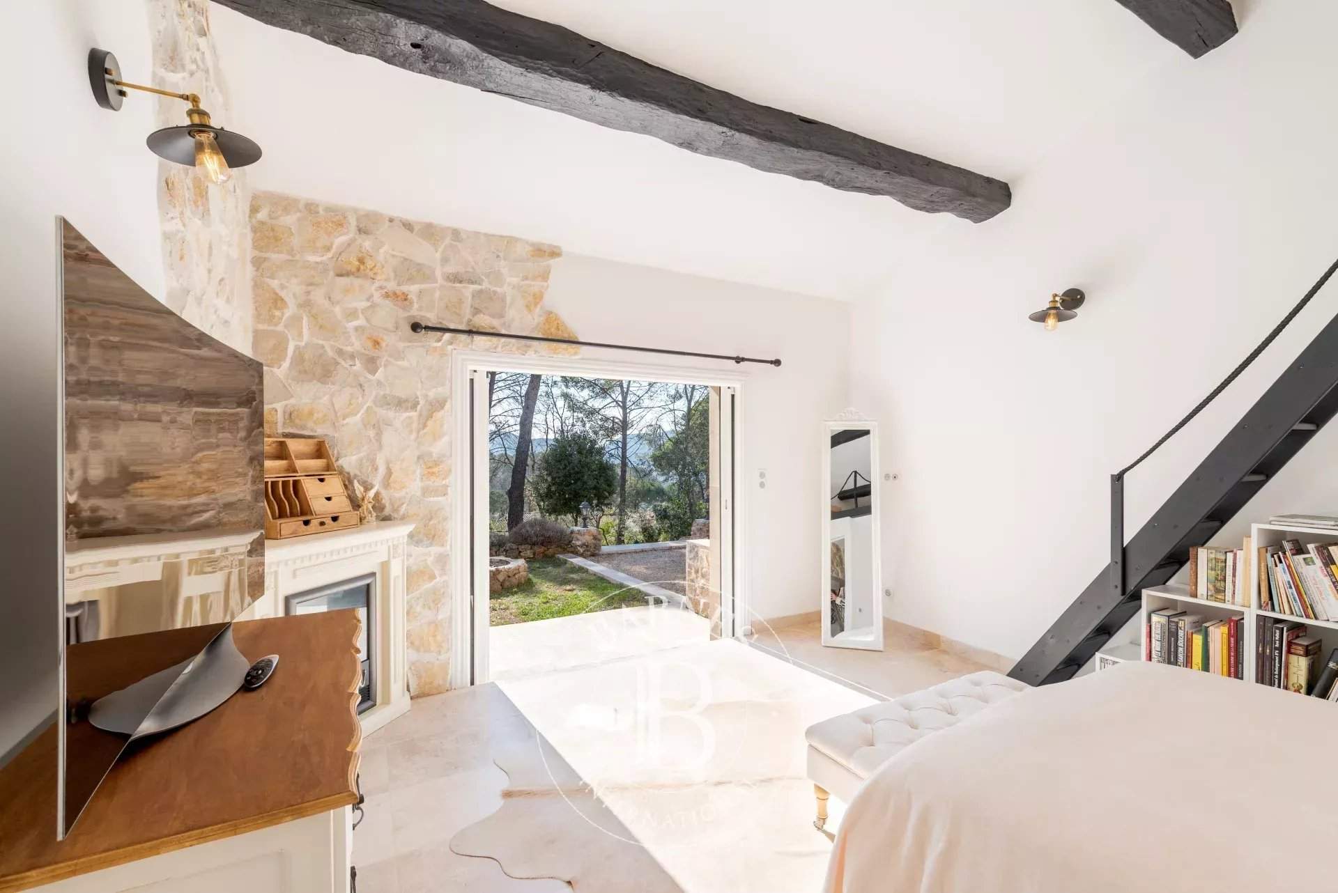 Bagnols-en-Forêt  - Mas 7 Pi&egrave;ces 3 Chambres - picture 20