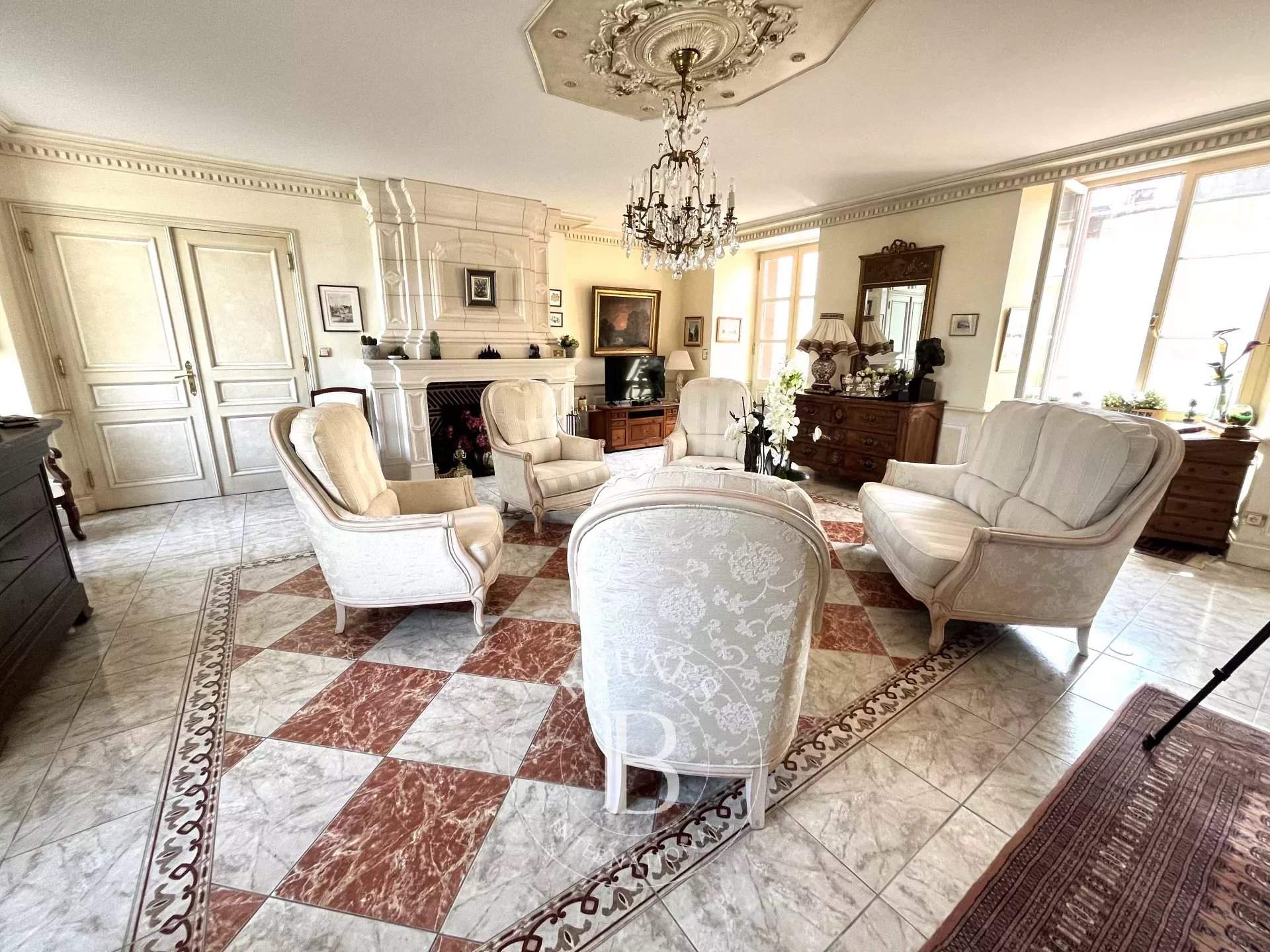 Bernay  - Mansion 6 Bedrooms - picture 3