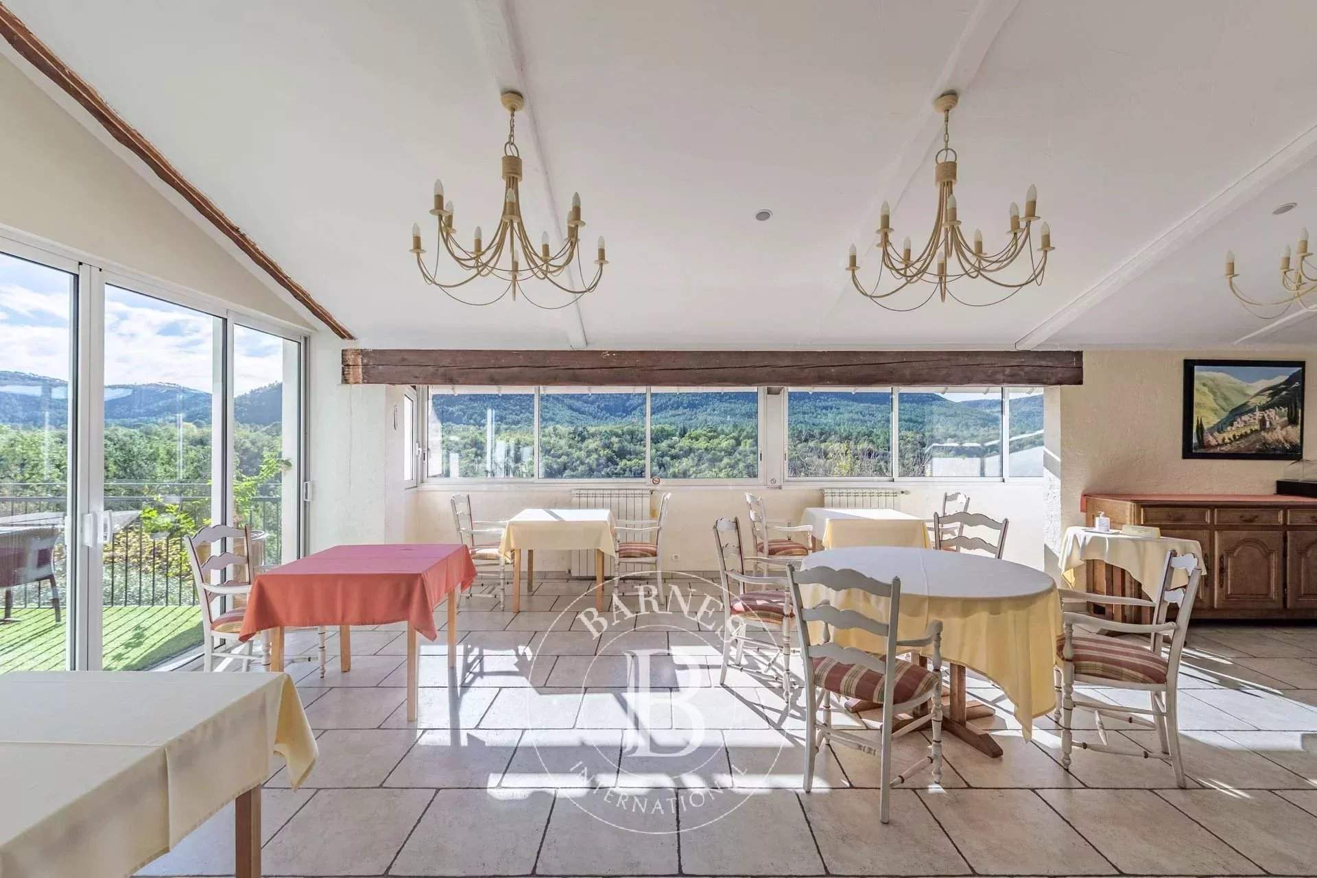 Bagnols-en-Forêt  - Maison d'hôtes 17 Pi&egrave;ces 14 Chambres - picture 8