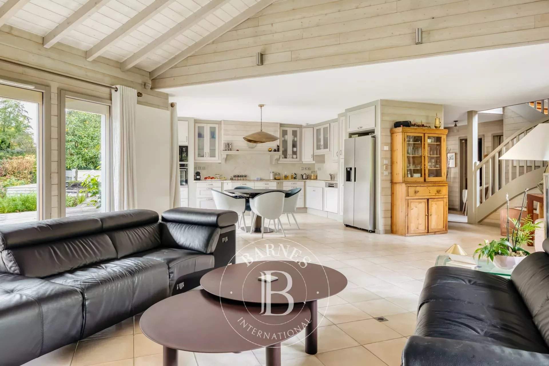 Vaux-sur-Eure  - Maison 16 Pi&egrave;ces 7 Chambres - picture 6