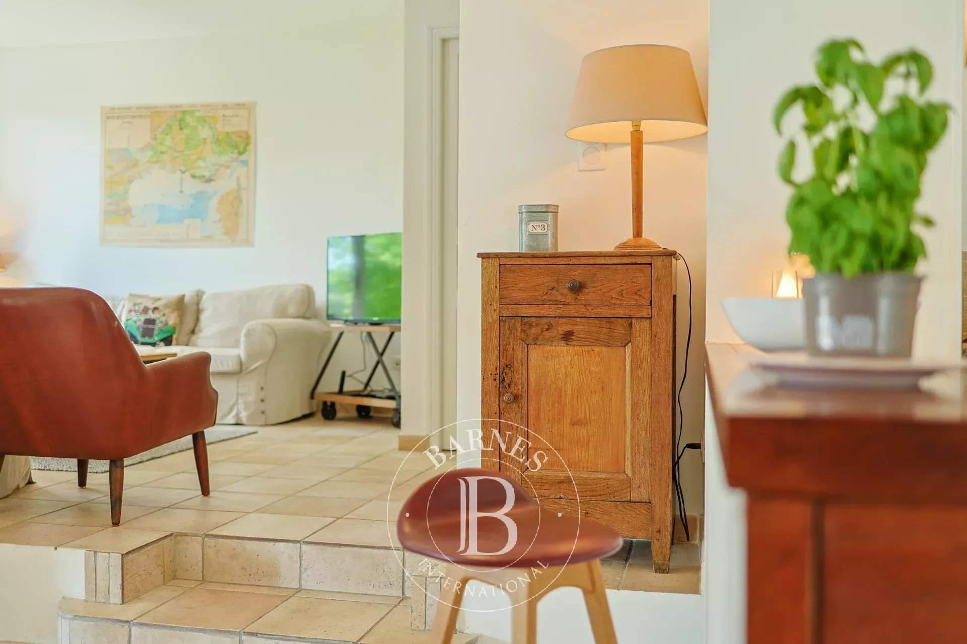 Saint-Maximin-la-Sainte-Baume  - Maison 8 Pi&egrave;ces 5 Chambres - picture 10