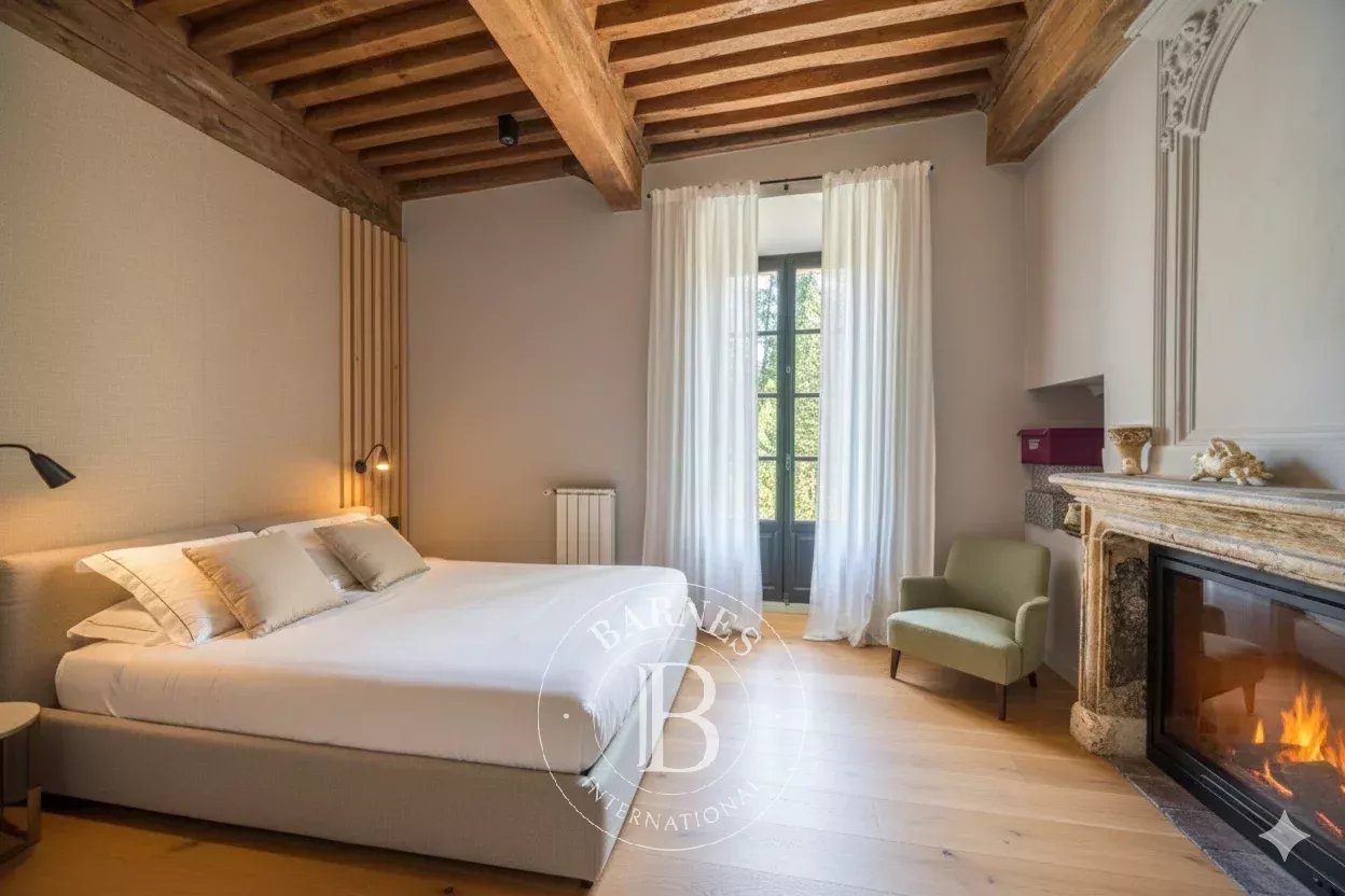 Voiron  - Propriété 7 Pièces 4 Chambres - picture 16