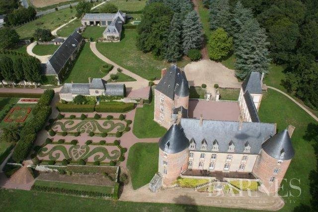 Aubigny-sur-Nère  - Château 30 Pièces - picture 11