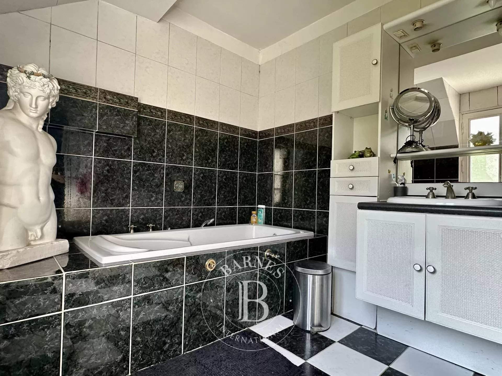 Le Coudray-Montceaux  - Maison 12 Pi&egrave;ces 6 Chambres - picture 10