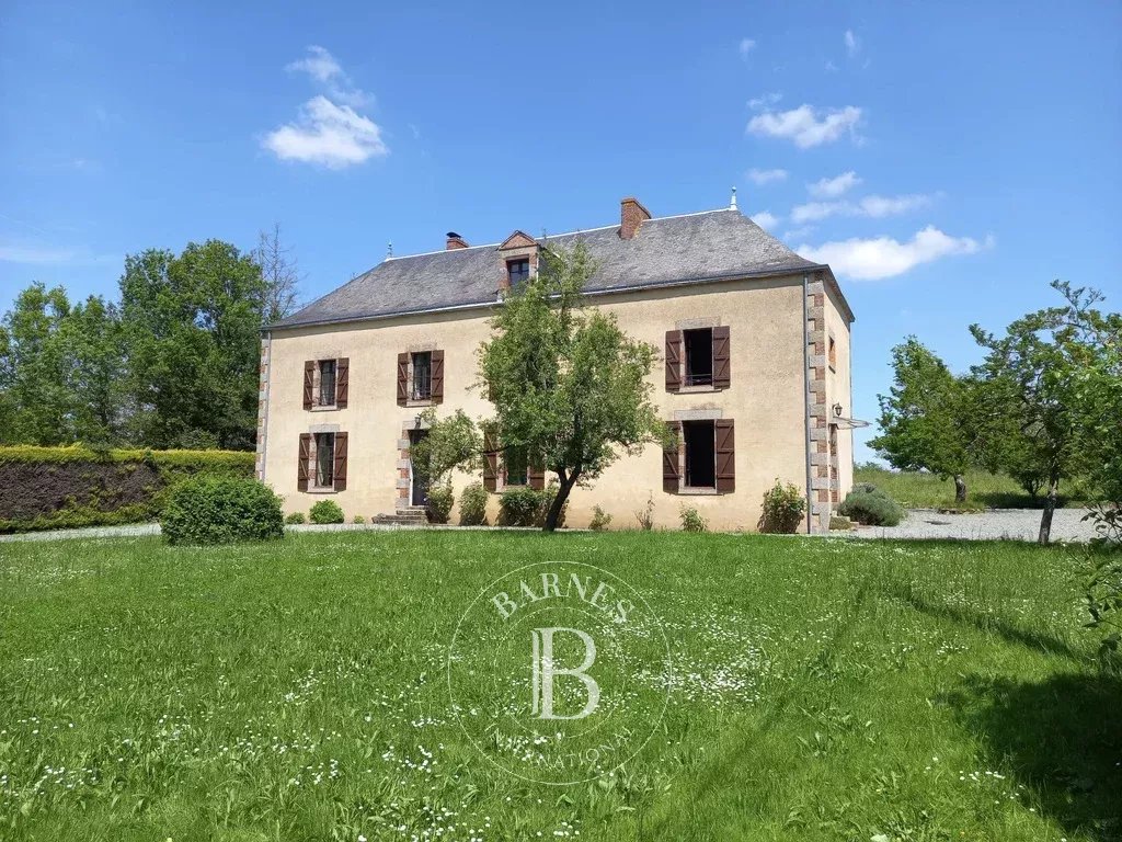 Pouzauges  - House 8 Bedrooms - picture 2