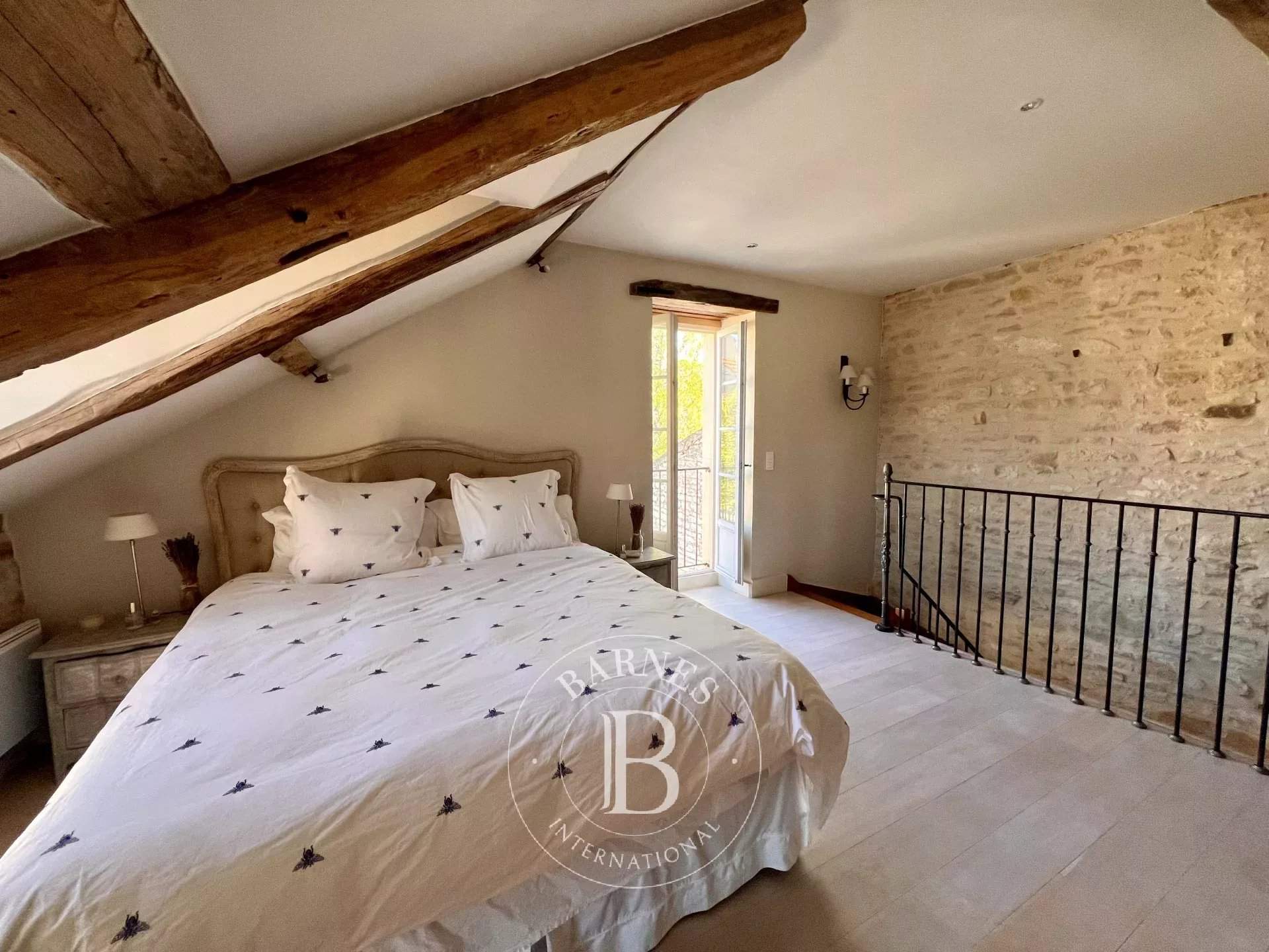 Meursault  - Maison de village 5 Pi&egrave;ces 3 Chambres - picture 9