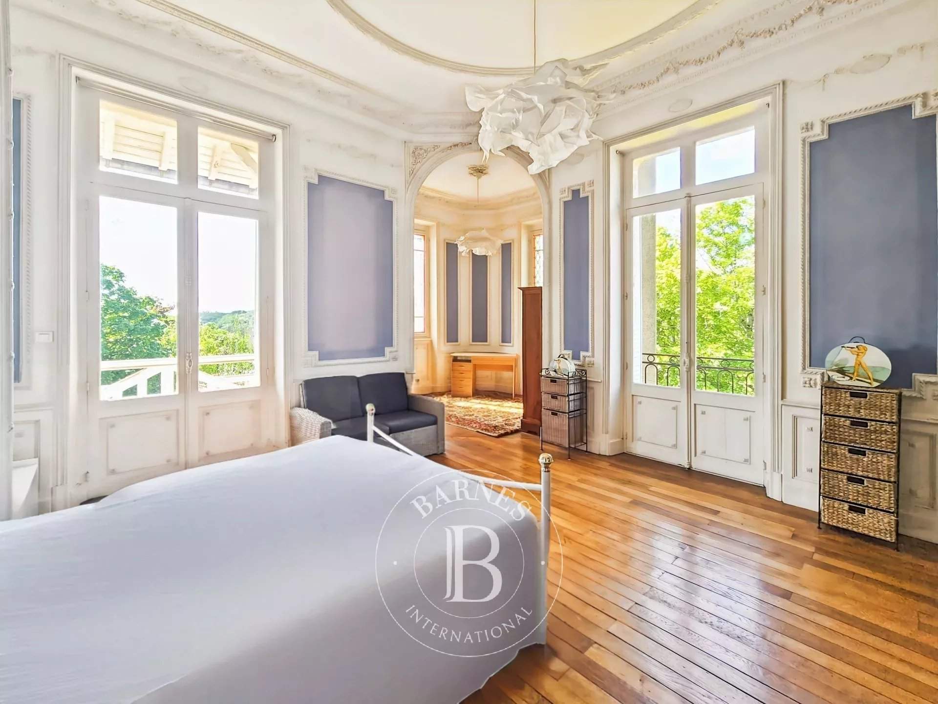 Châtel-Guyon  - Property 10 Bedrooms - picture 12