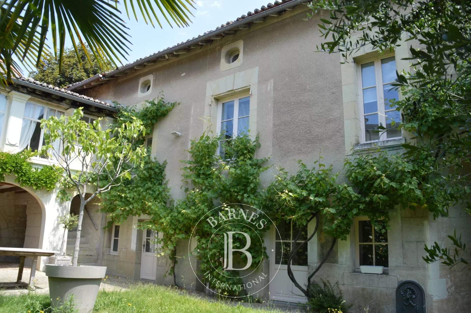 Loudun  - Mansion 5 Bedrooms - picture 14