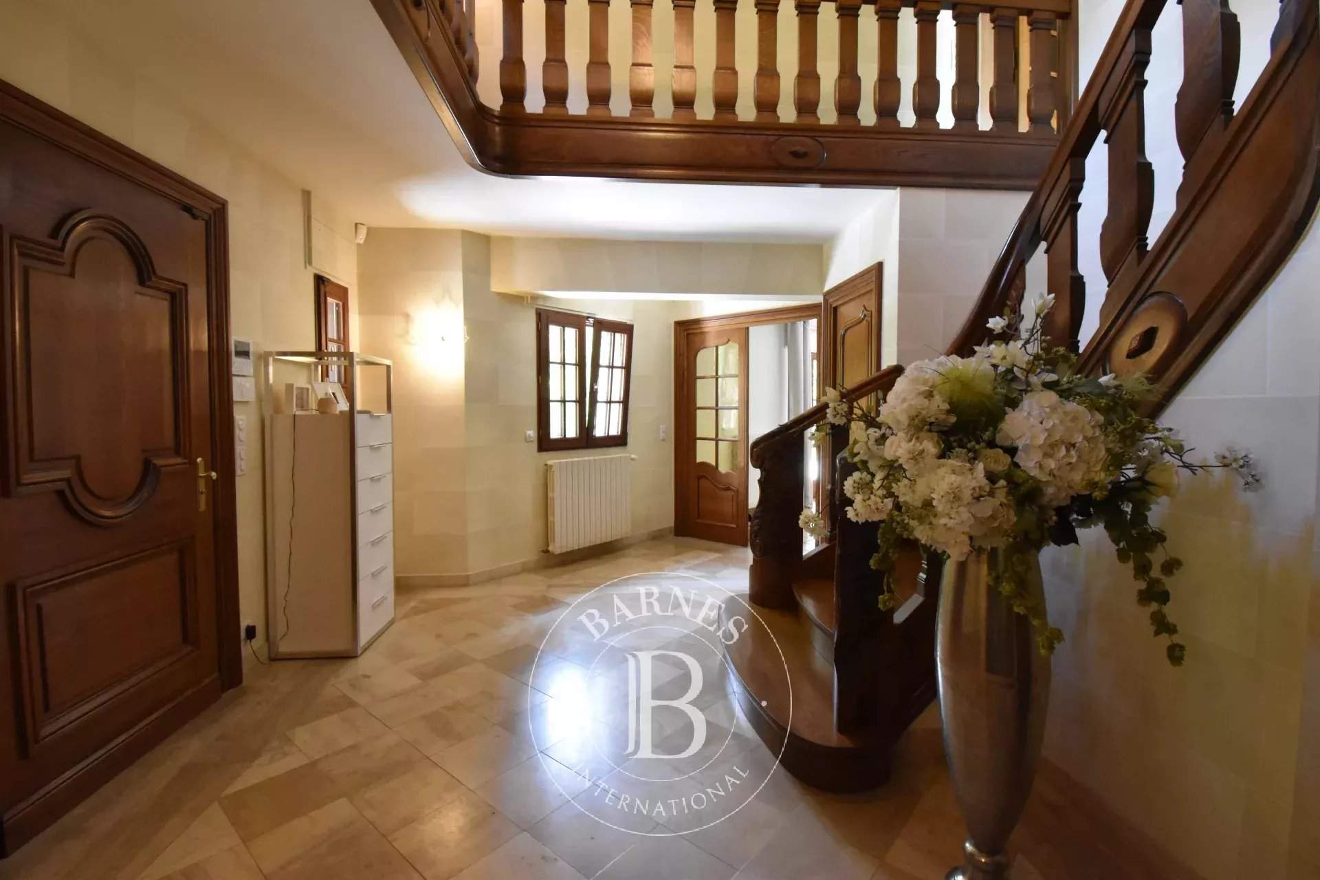 Saint-Rémy-l'Honoré  - House 6 Bedrooms - picture 8