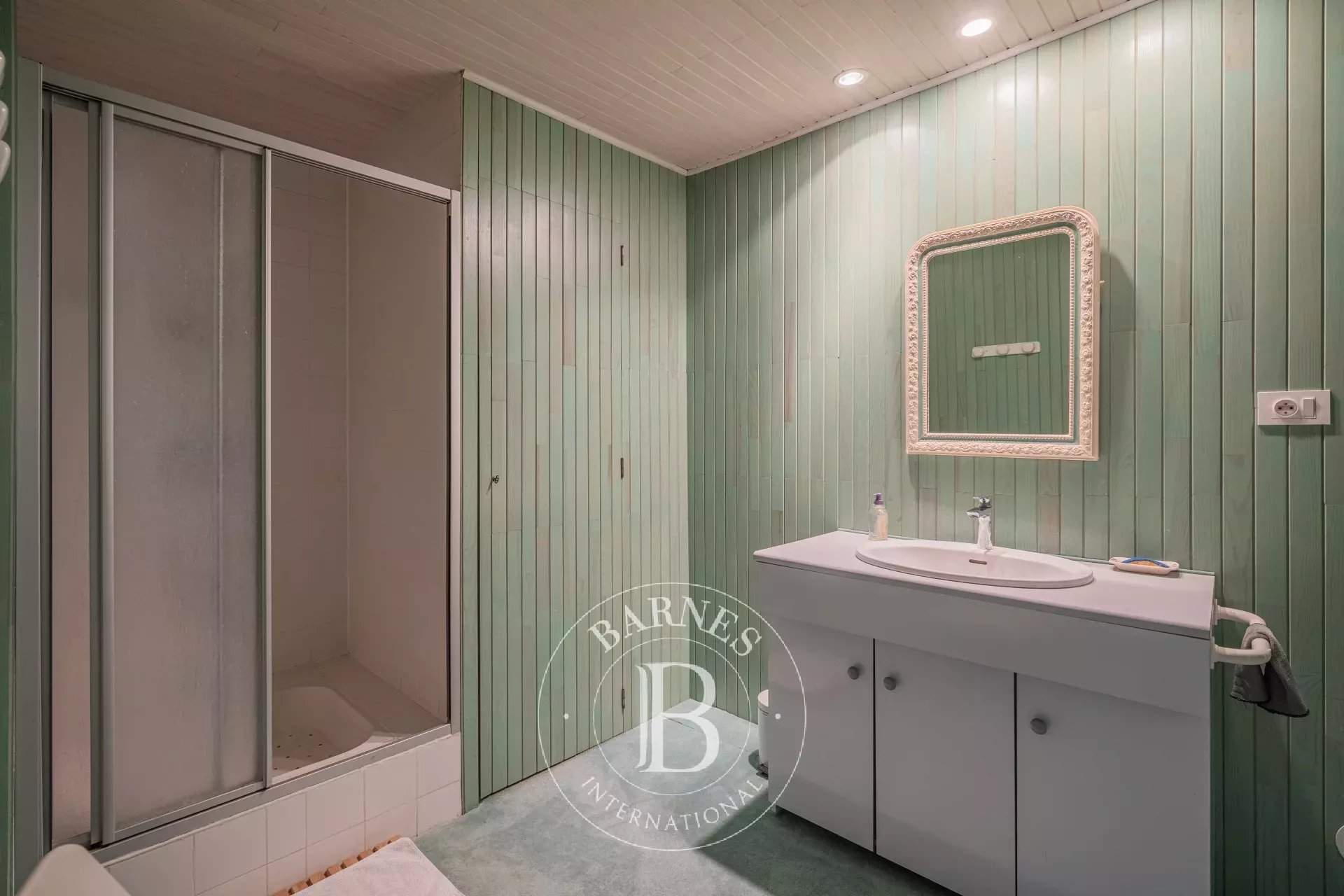 Maubec  - Finca 18 Cuartos 10 Habitaciones - picture 18