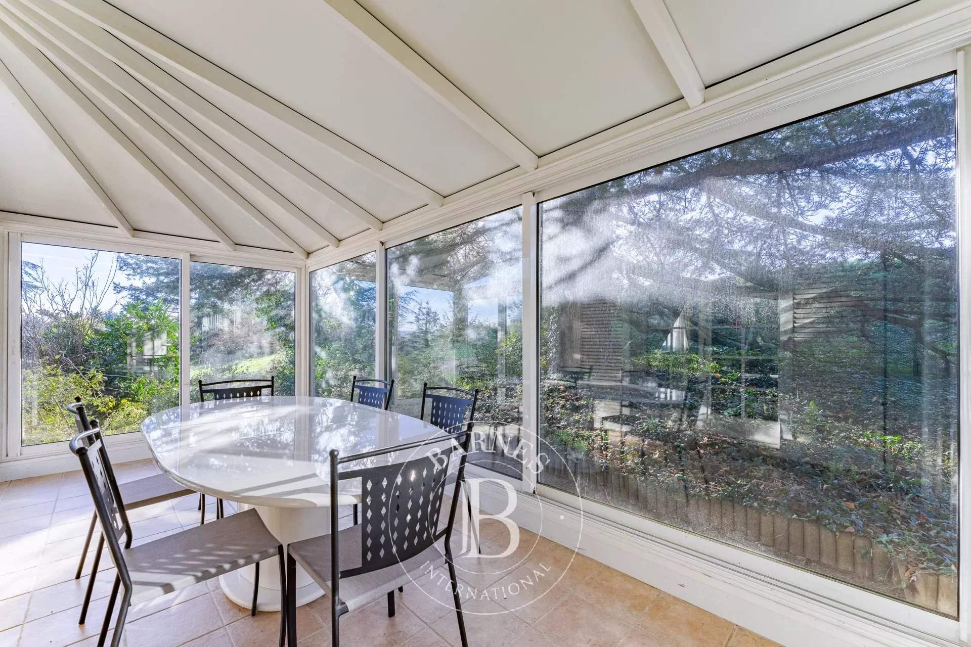 Villerest  - Maison 10 Pi&egrave;ces 6 Chambres - picture 6