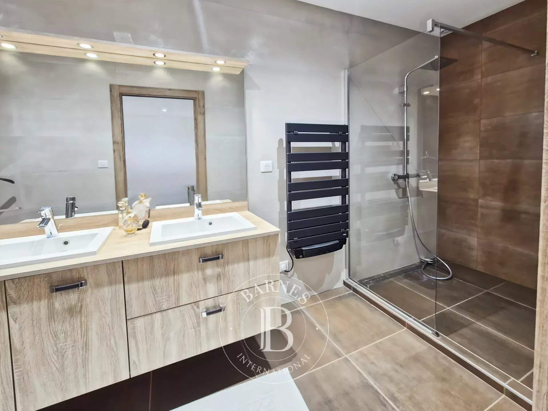 Veyre-Monton  - Casa 7 Cuartos 5 Habitaciones - picture 12