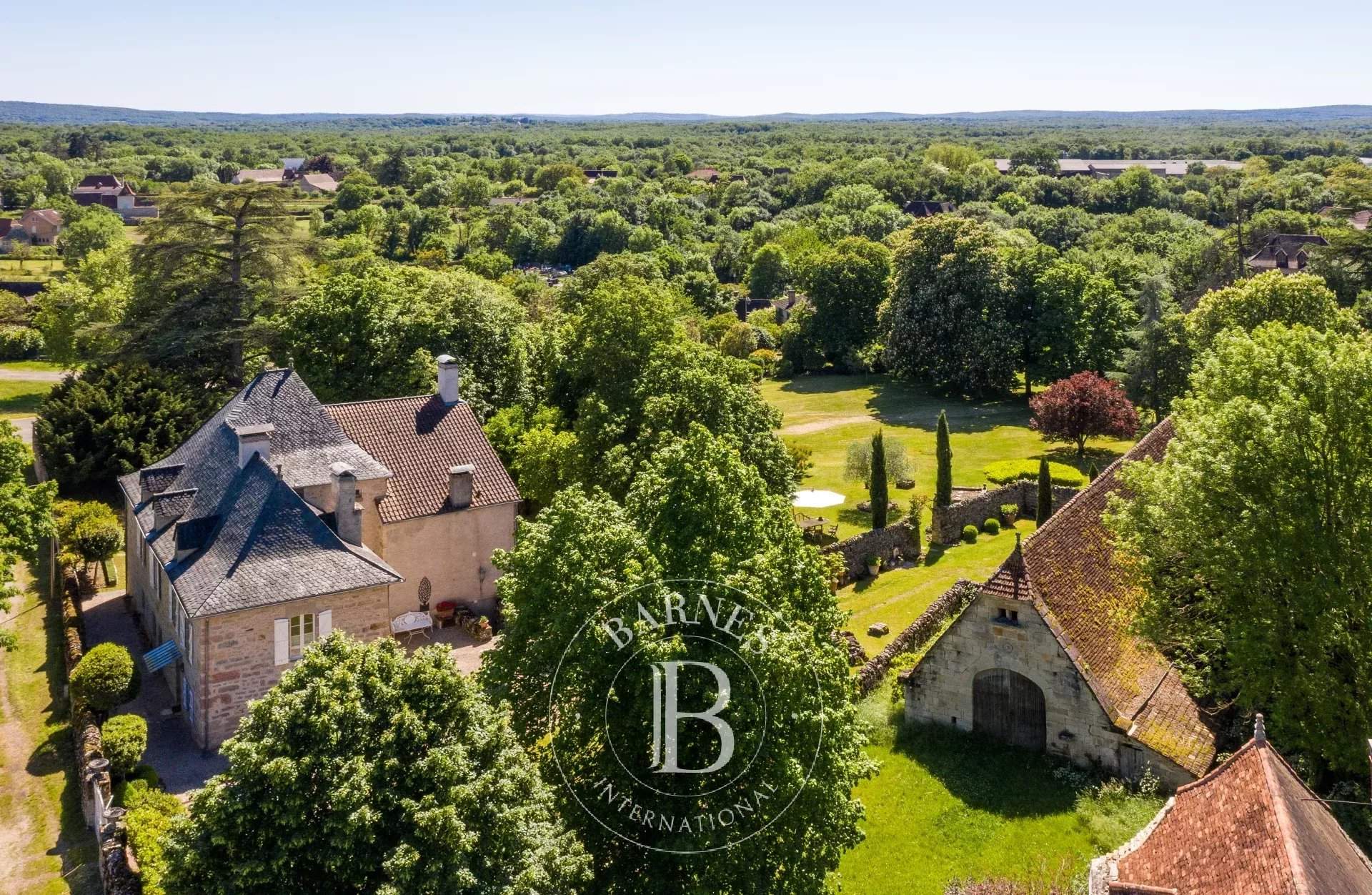 Figeac  - Propriété 10 Pi&egrave;ces 3 Chambres - picture 5