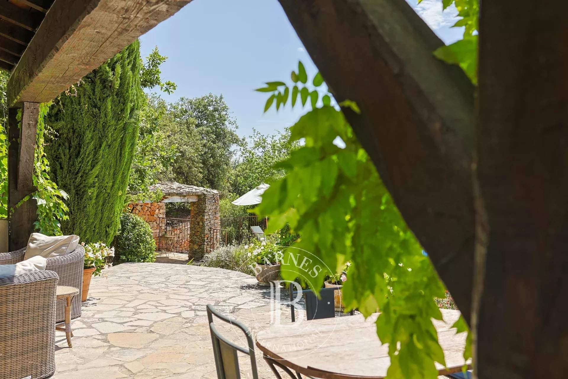 Saint-Maximin-la-Sainte-Baume  - Maison 8 Pi&egrave;ces 5 Chambres - picture 8