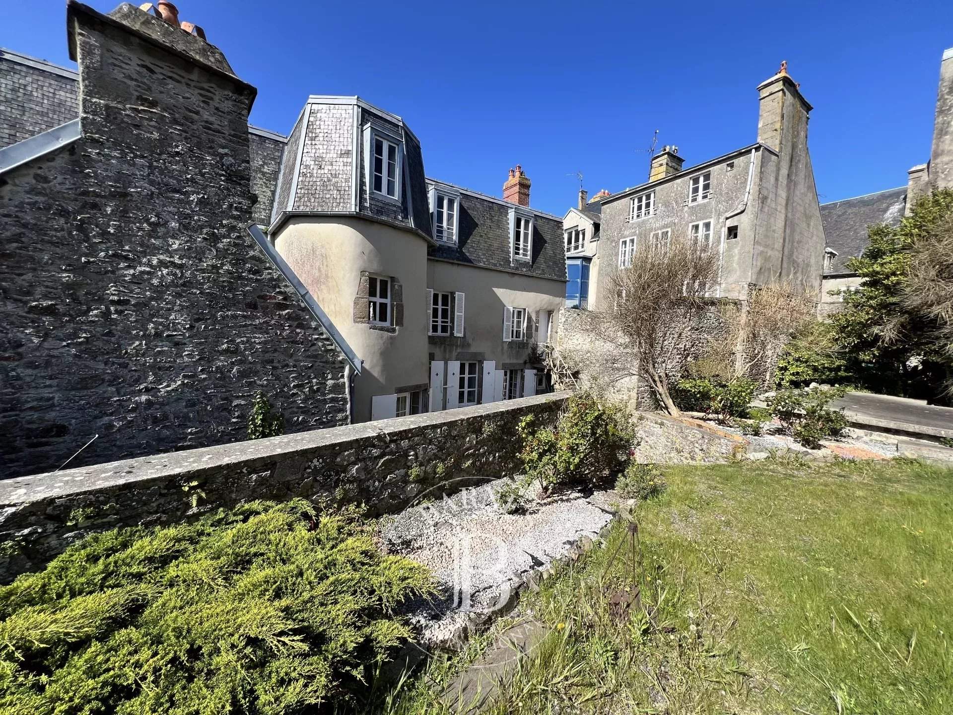 Granville  - Maison de ville 11 Pi&egrave;ces 8 Chambres - picture 18