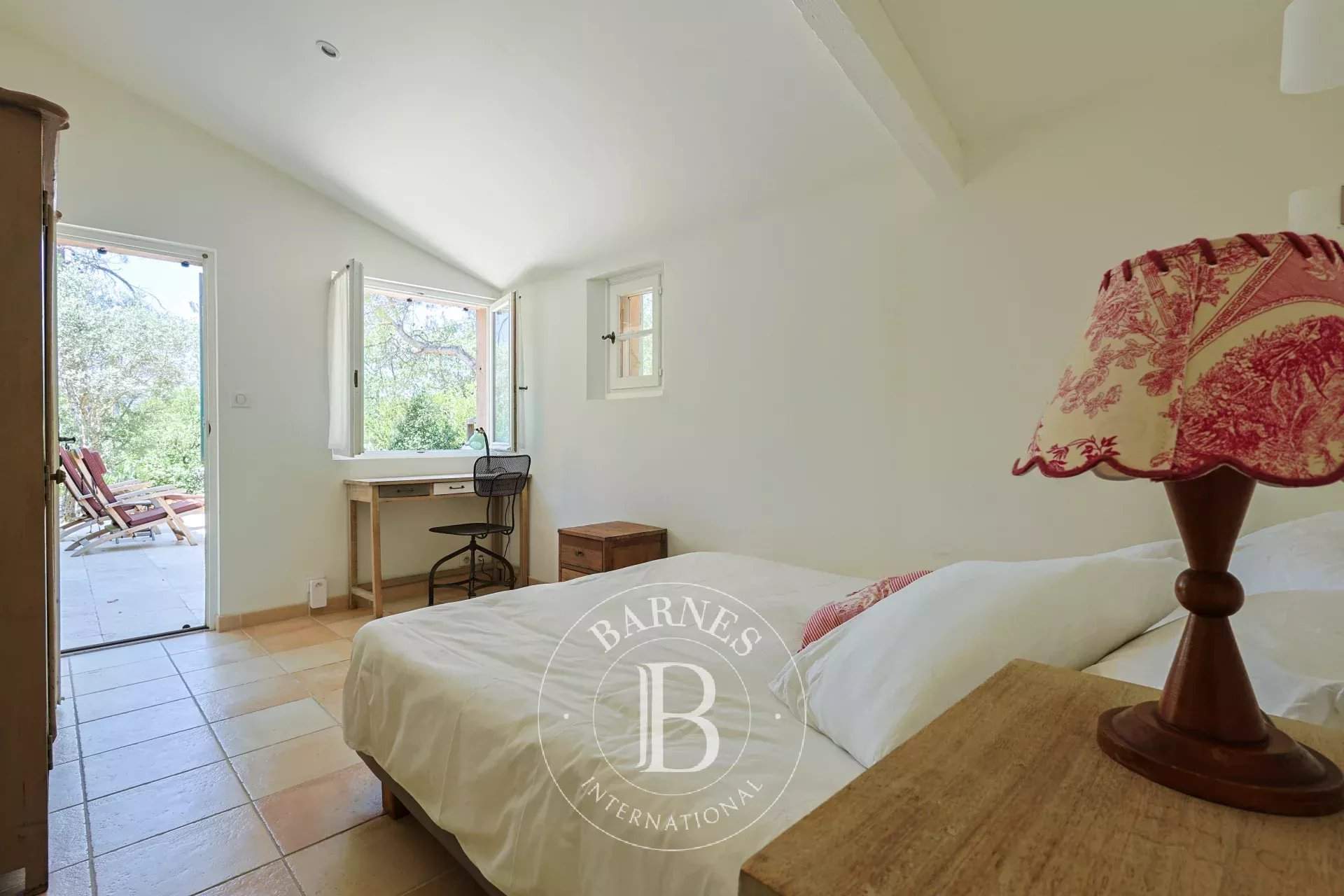 Saint-Maximin-la-Sainte-Baume  - Maison 8 Pi&egrave;ces 5 Chambres - picture 18