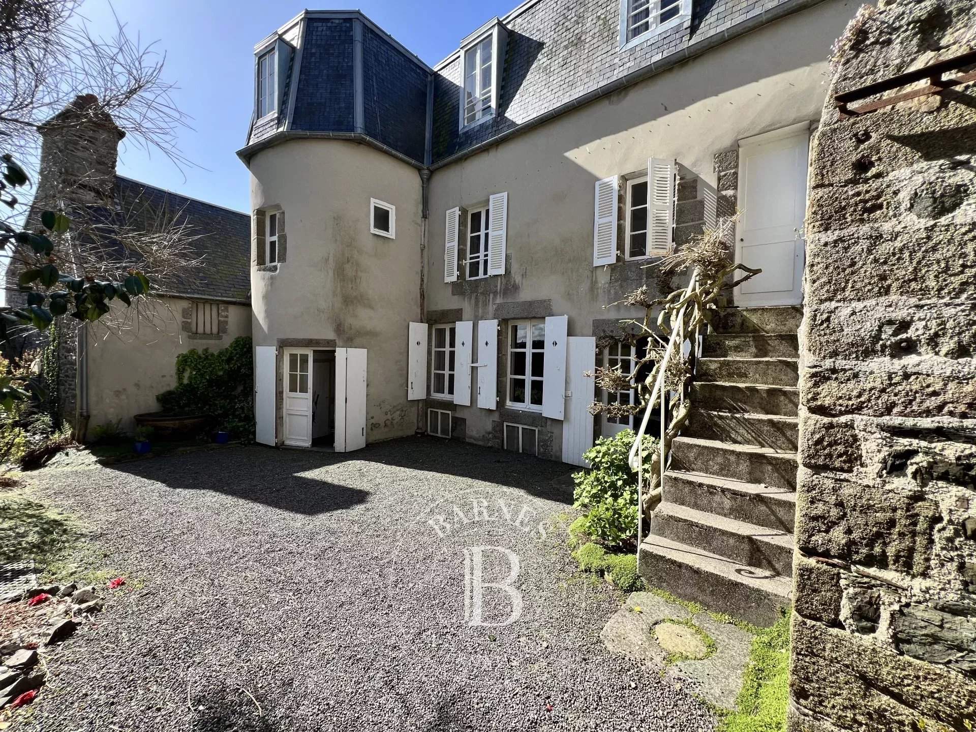 Granville  - Maison de ville 11 Pi&egrave;ces 8 Chambres - picture 2