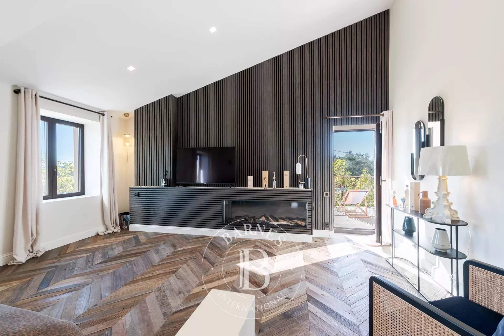 Bagnols-en-Forêt  - Propriété 10 Pi&egrave;ces 7 Chambres - picture 17