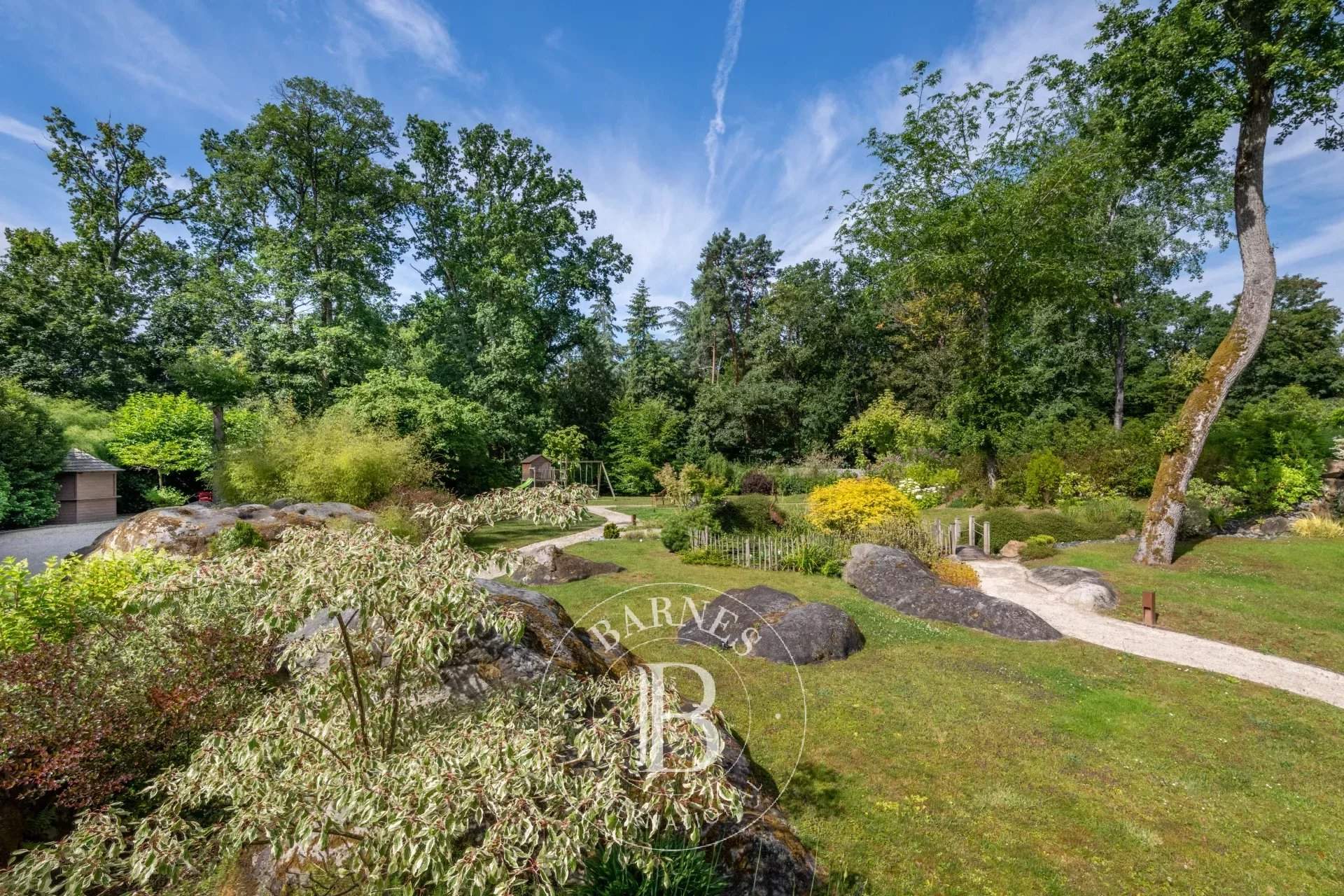 Barbizon  - Propriété 15 Pi&egrave;ces 8 Chambres - picture 2