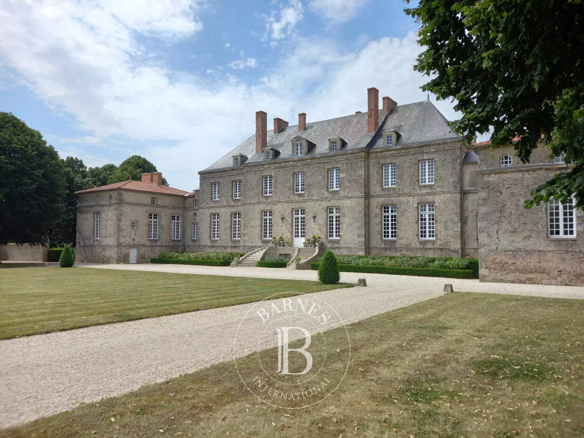 Nantes  - Château 18 Pièces 7 Chambres - picture 19