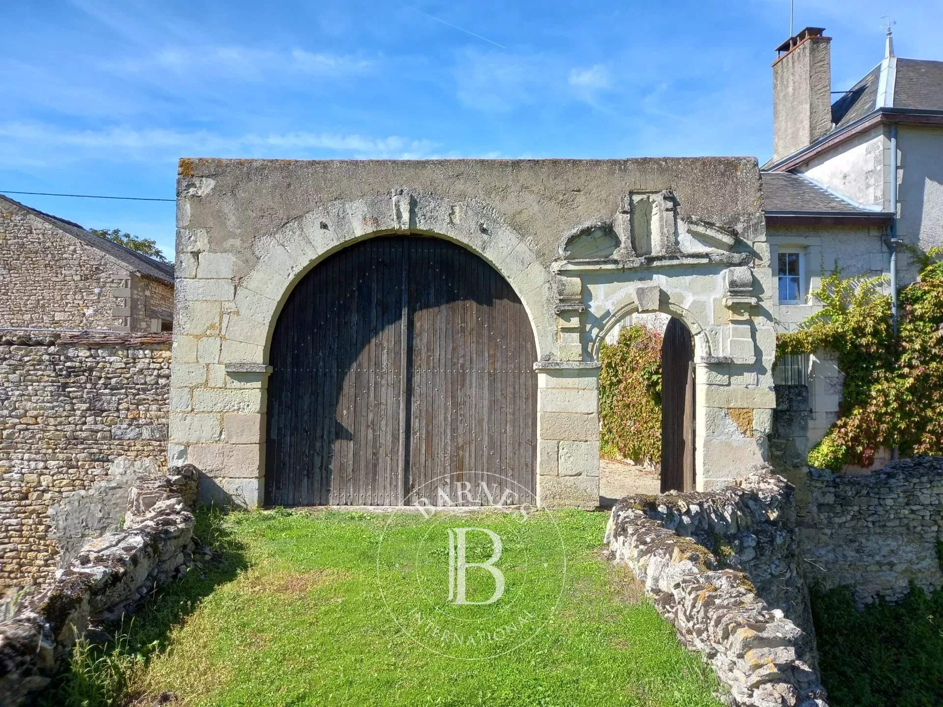 Poitiers  - Manoir 8 Pièces 4 Chambres - picture 7