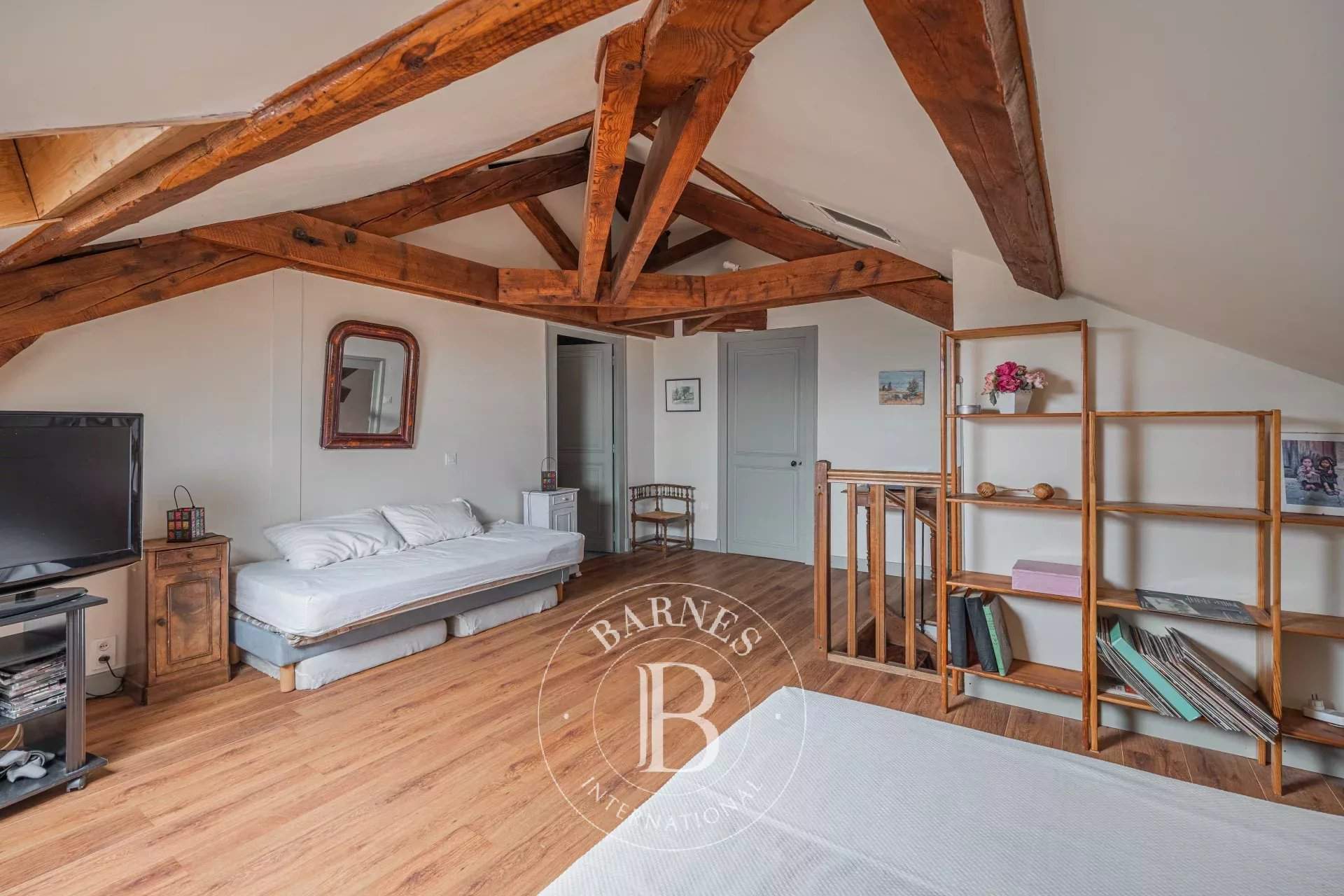 Maubec  - Finca 18 Cuartos 10 Habitaciones - picture 17