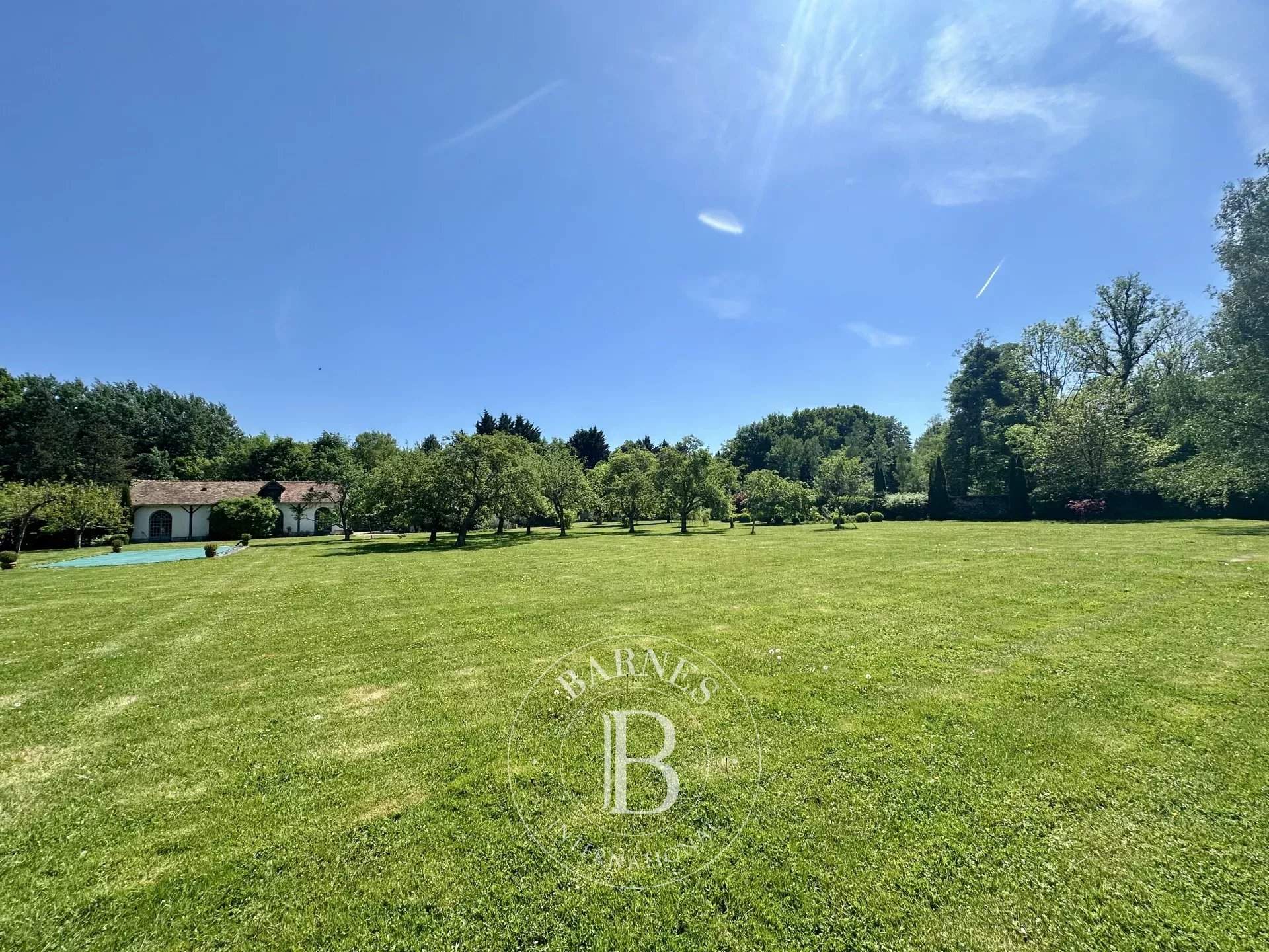 Fontainebleau  - Propriété 10 Pi&egrave;ces 6 Chambres - picture 13