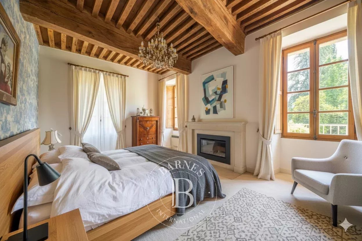 Voiron  - Propriété 7 Pièces 4 Chambres - picture 14